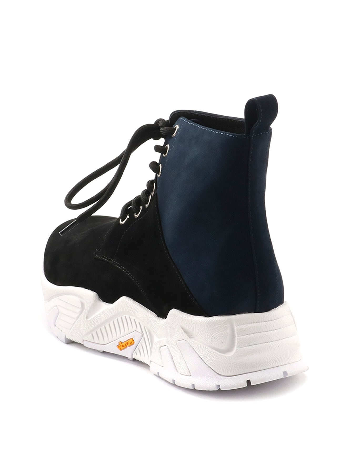 ヌバックAヌバックスニーカー