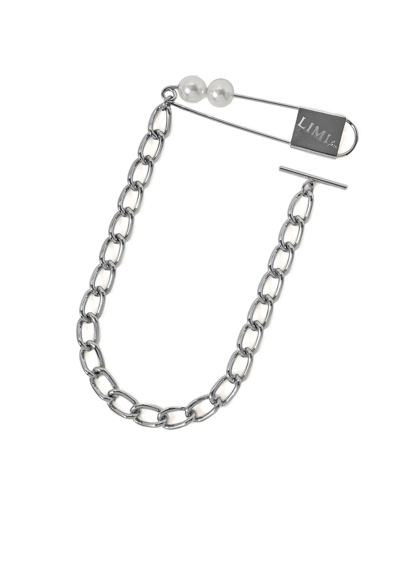 SAFETY PIN PEARL NECKLACE