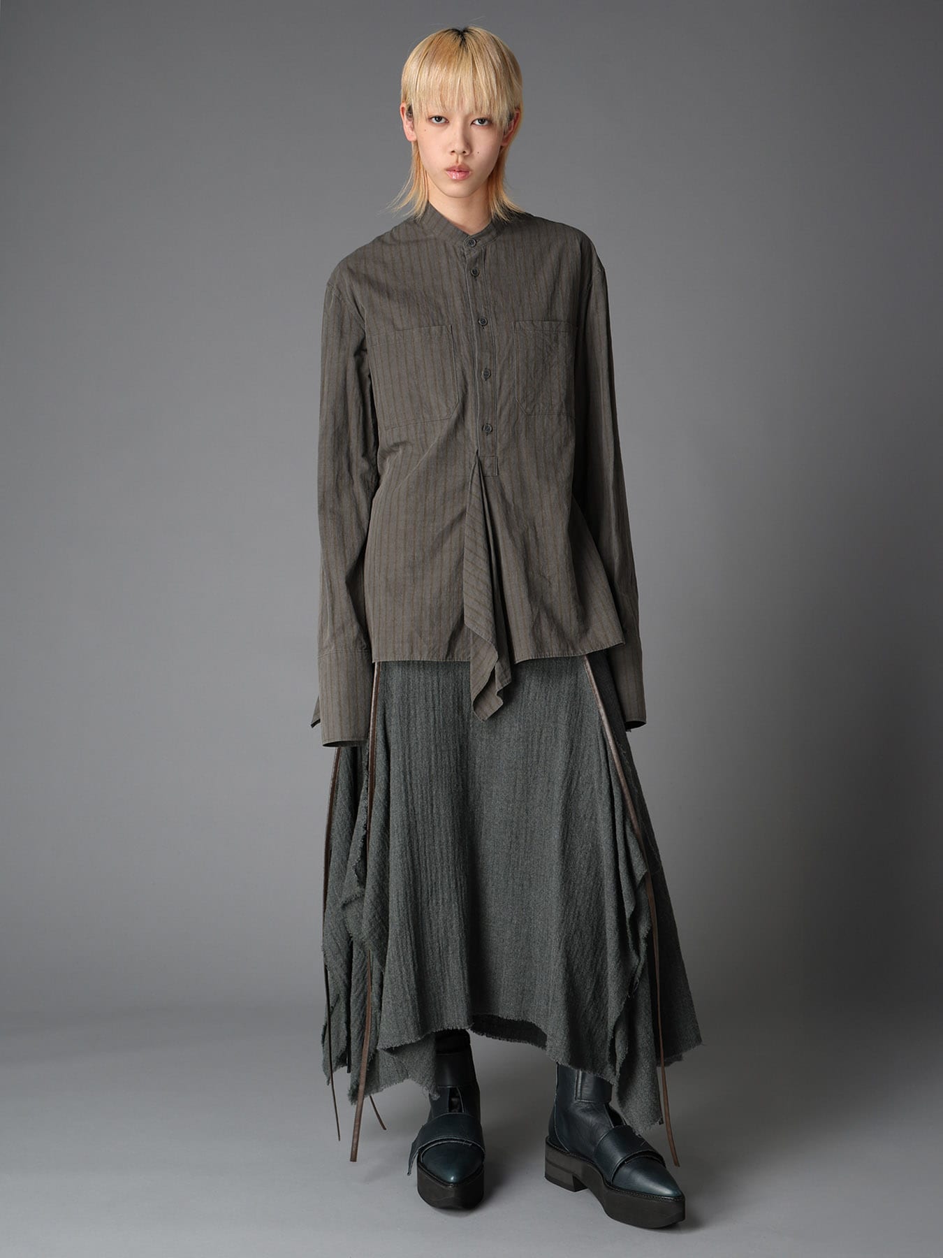 INK DYED STRIPE STAND COLLAR BLOUSE