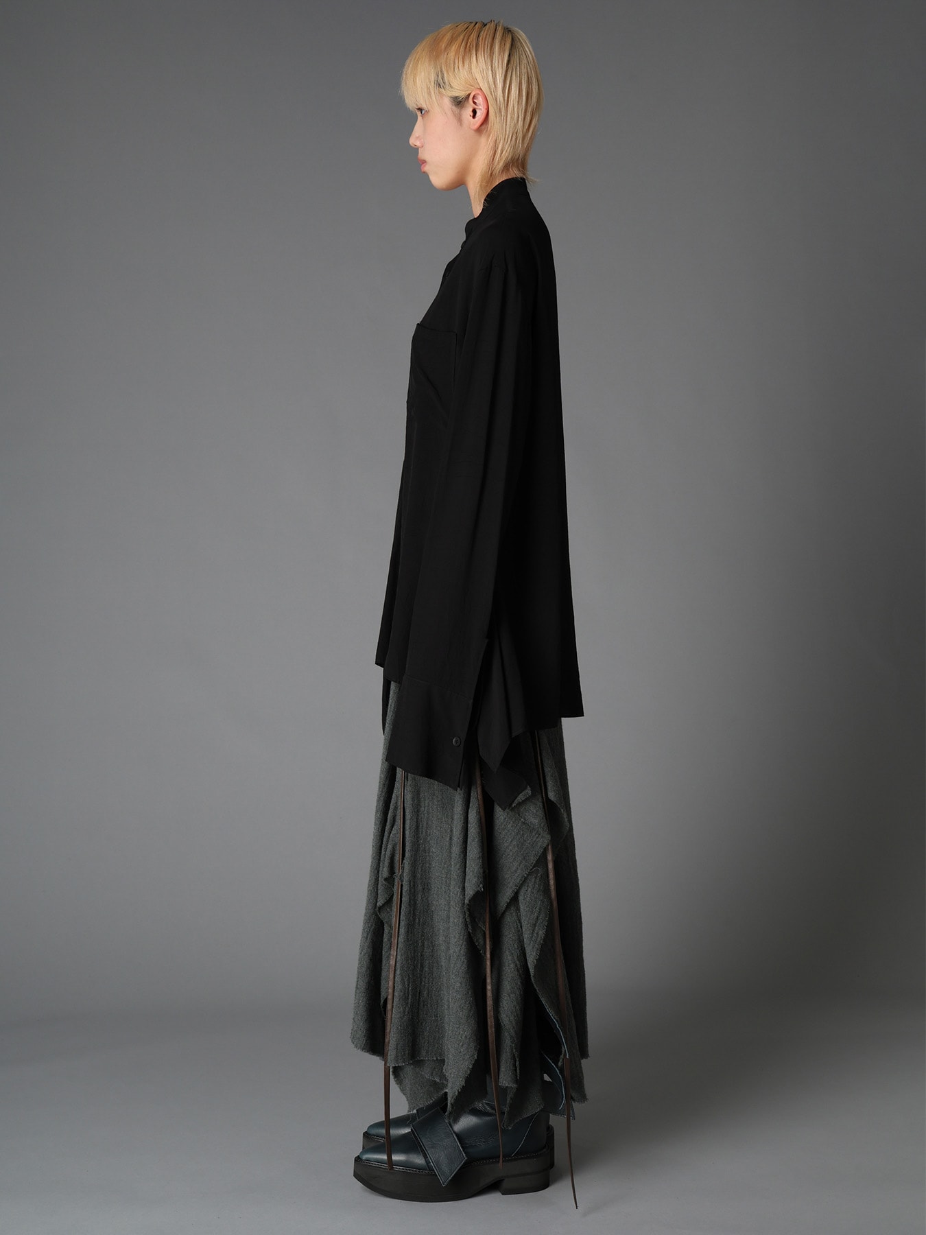 WRINKLED PLAIN WEAVE  STAND COLLAR BLOUSE