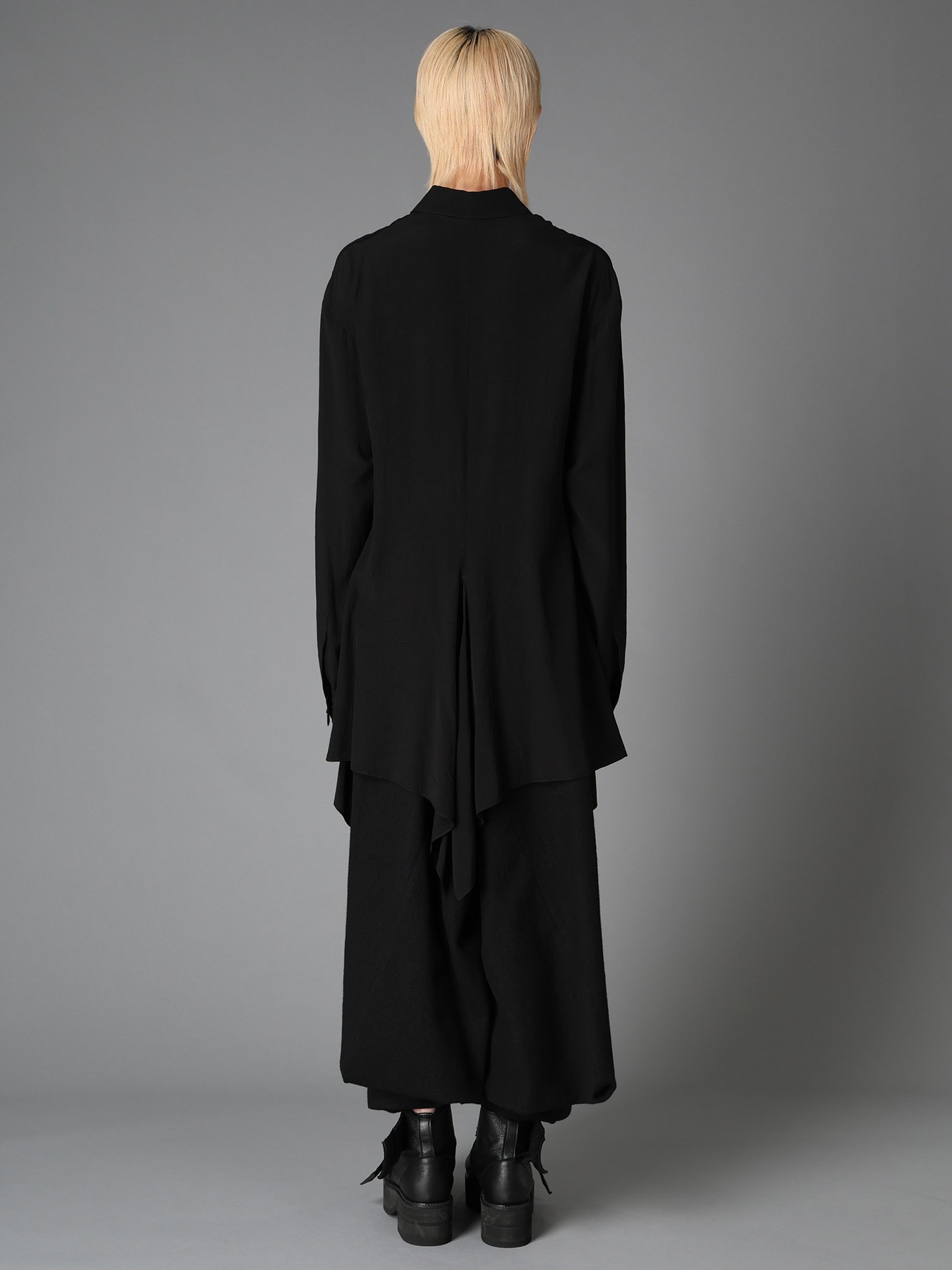 WRINKLED PLAIN WEAVE  FLARED PANEL BLOUSE