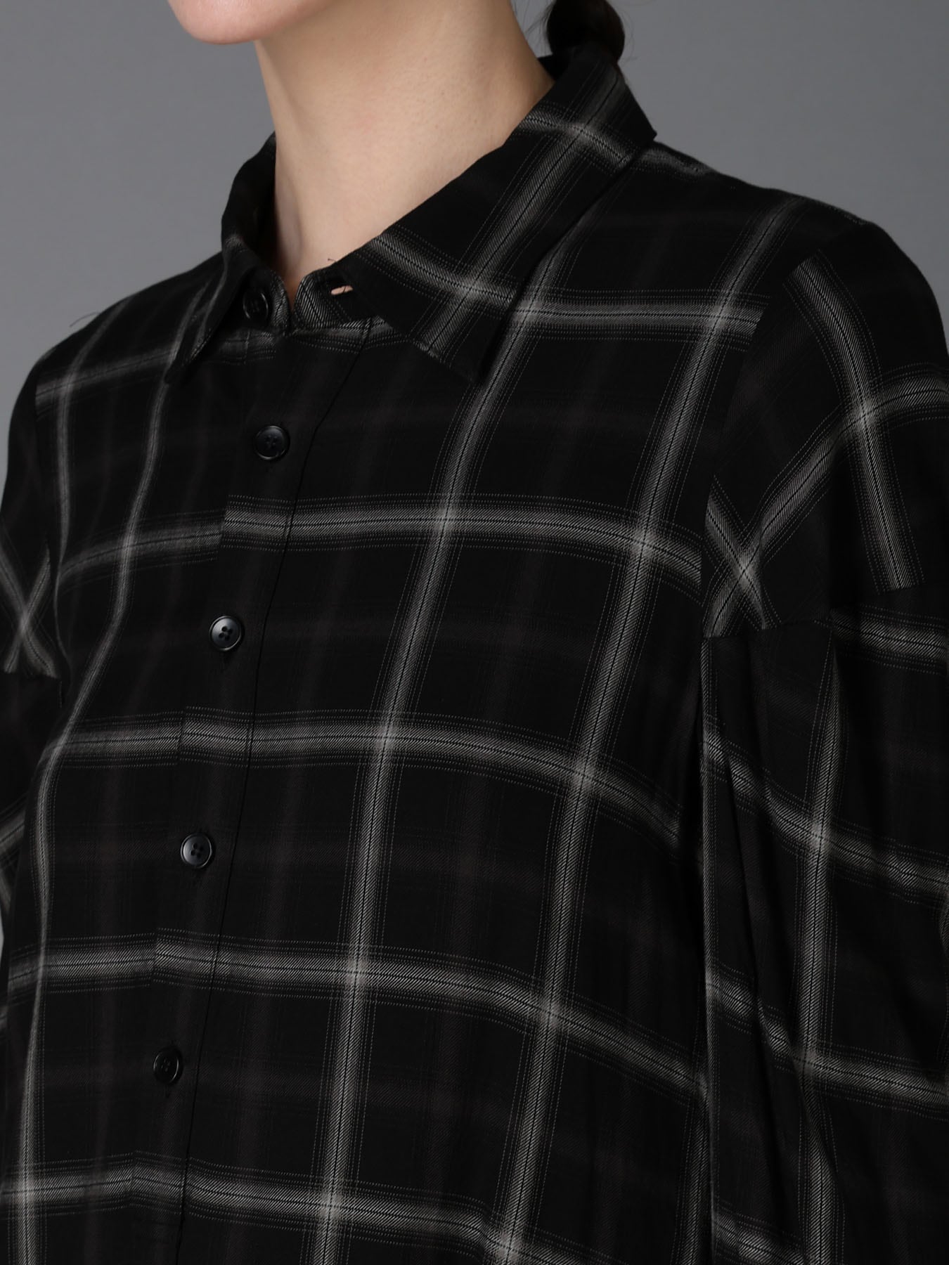 RAYON PLAID DRAPED HEM BLOUSE