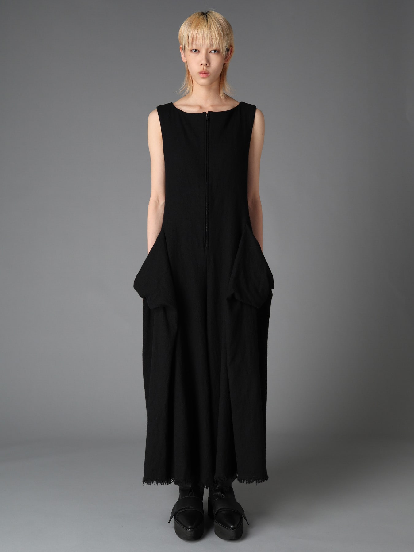LIGHT SERGE A DRAPED POCKET JUMPSUIT(S Black): LIMI feu｜THE SHOP
