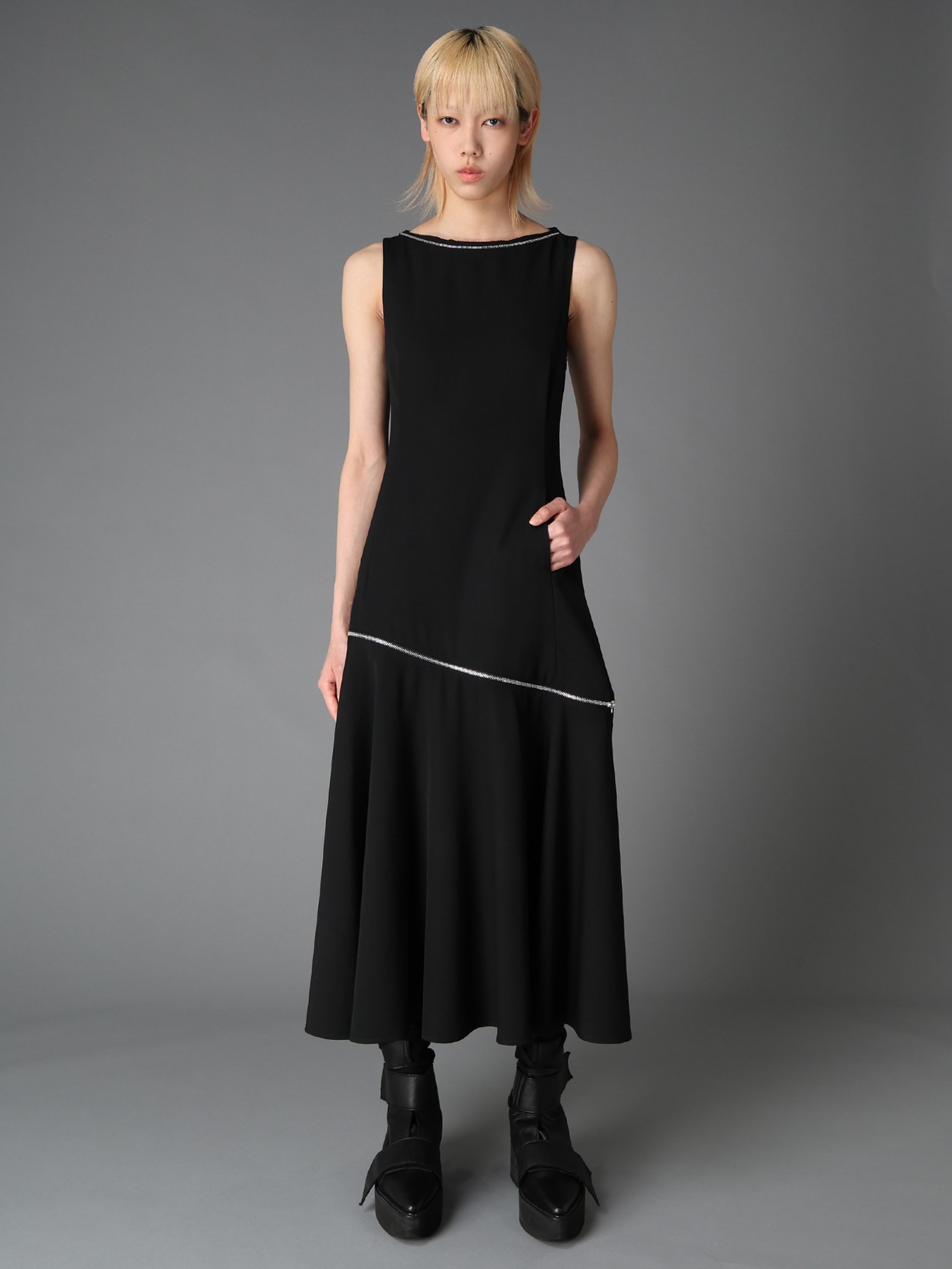 WOOL GABARDINE  ZIP PANEL DRESS