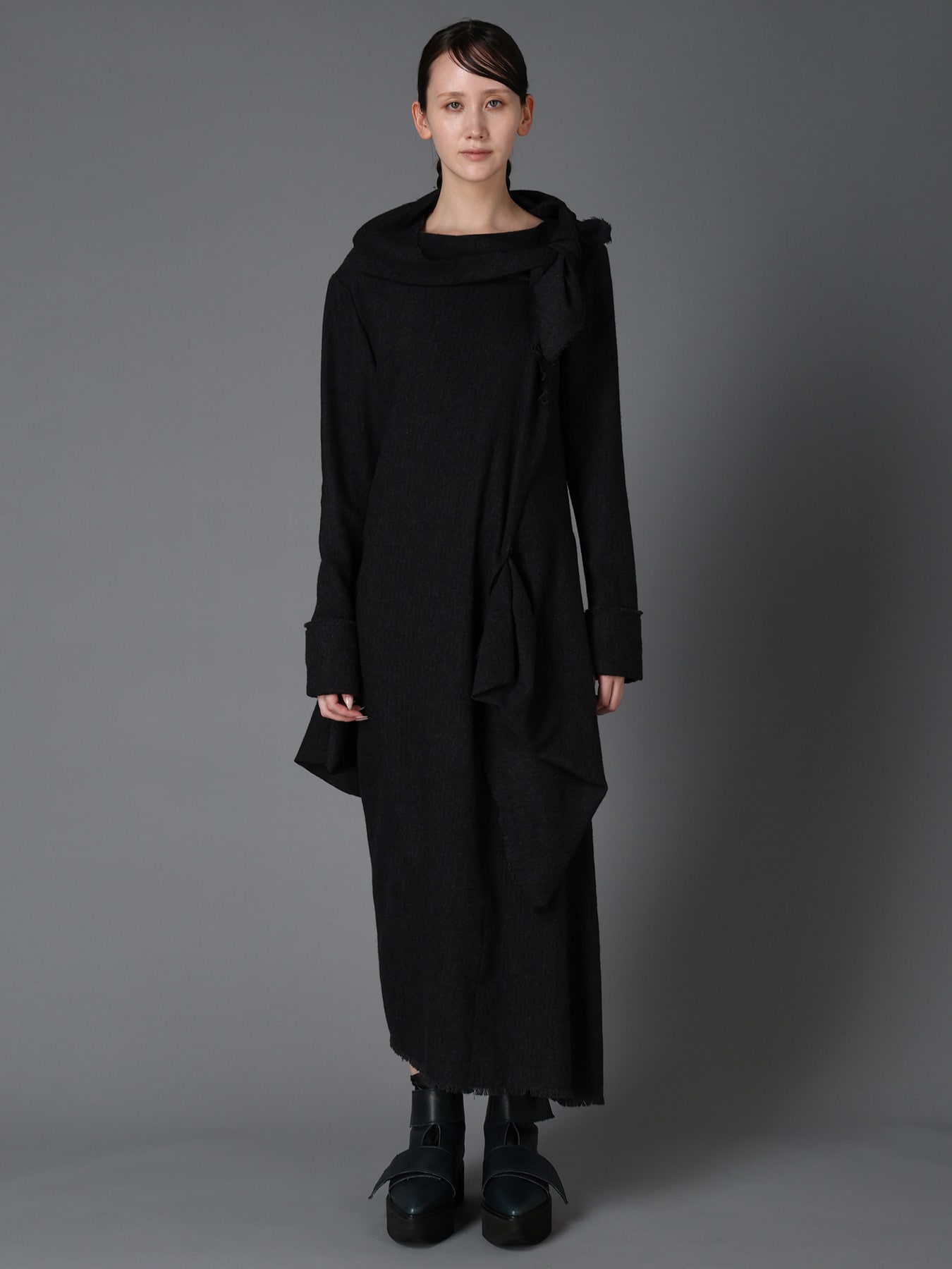WOOL HERRINGBONE KNOT DETAIL DRESS
