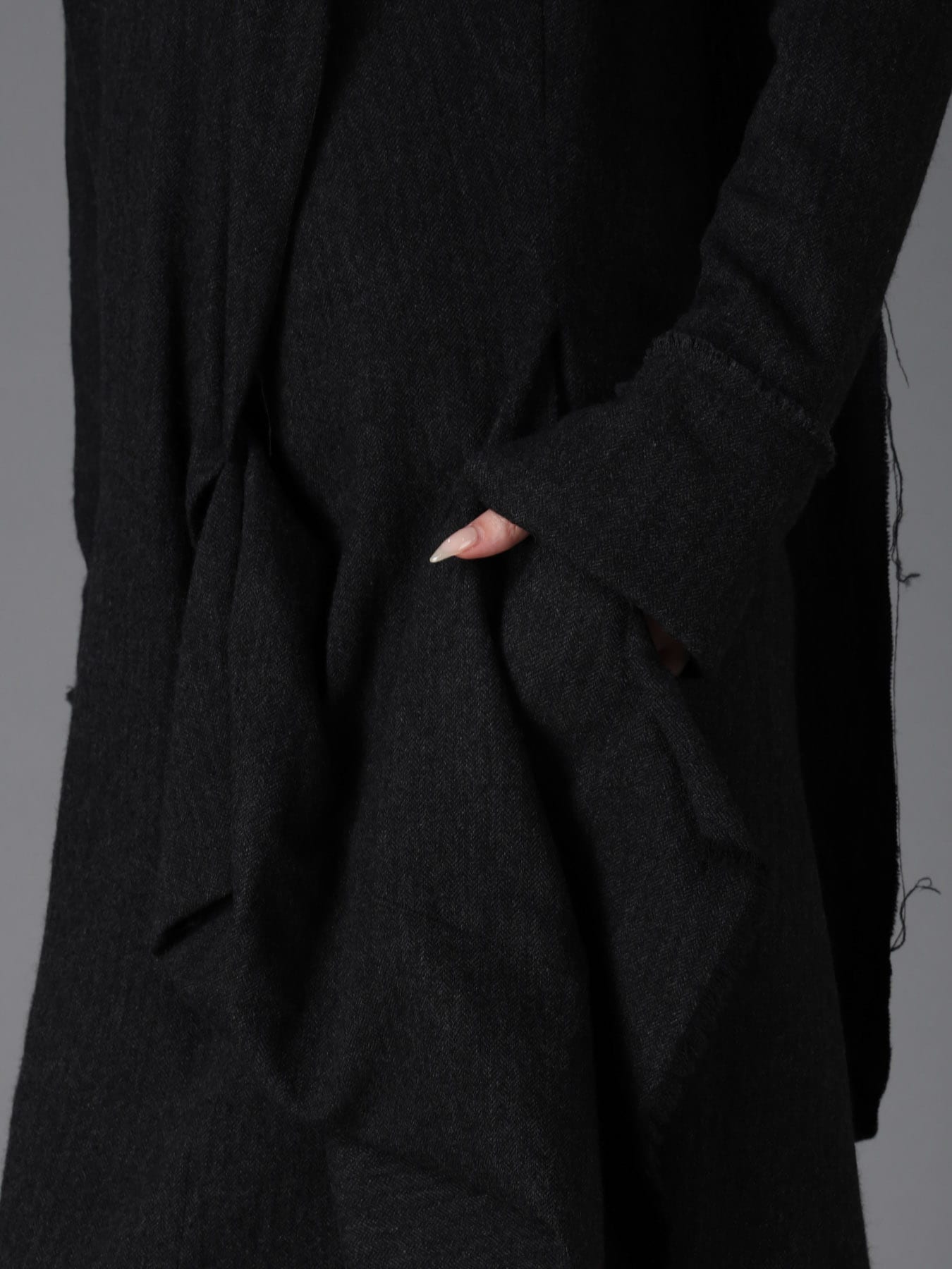 WOOL HERRINGBONE KNOT DETAIL DRESS