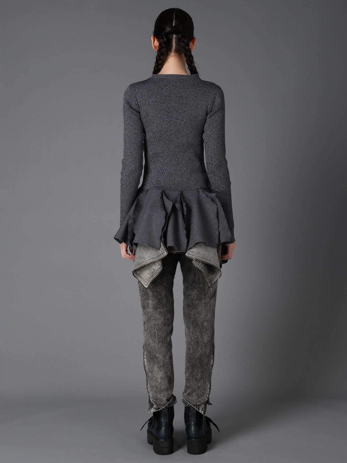 HIGH-GAUGE 3D KNIT FRILLED PULLOVER