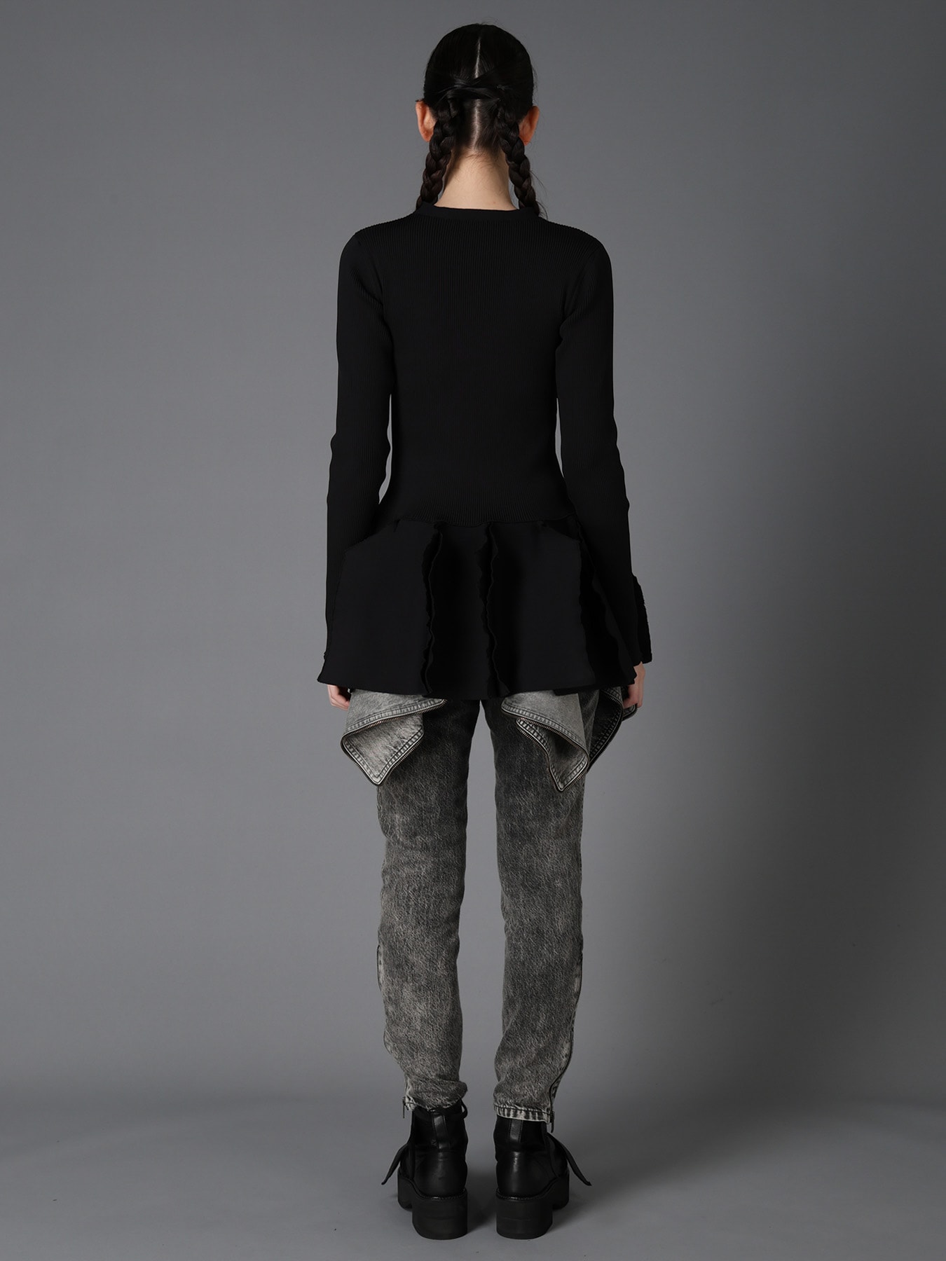 HIGH-GAUGE 3D KNIT FRILLED CARDIGAN
