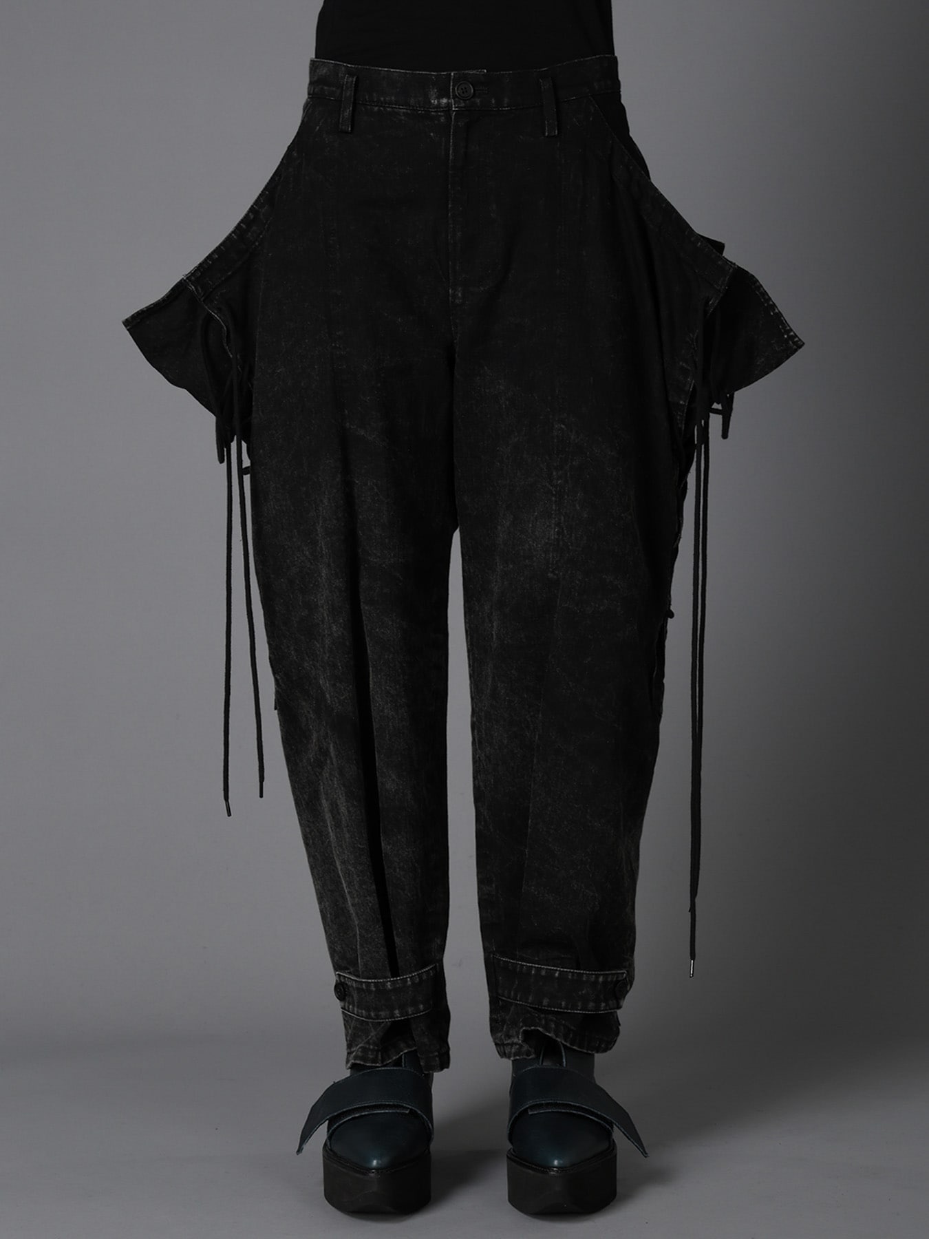 CHEMICAL BLEACHED DENIM LACE UP PANTS