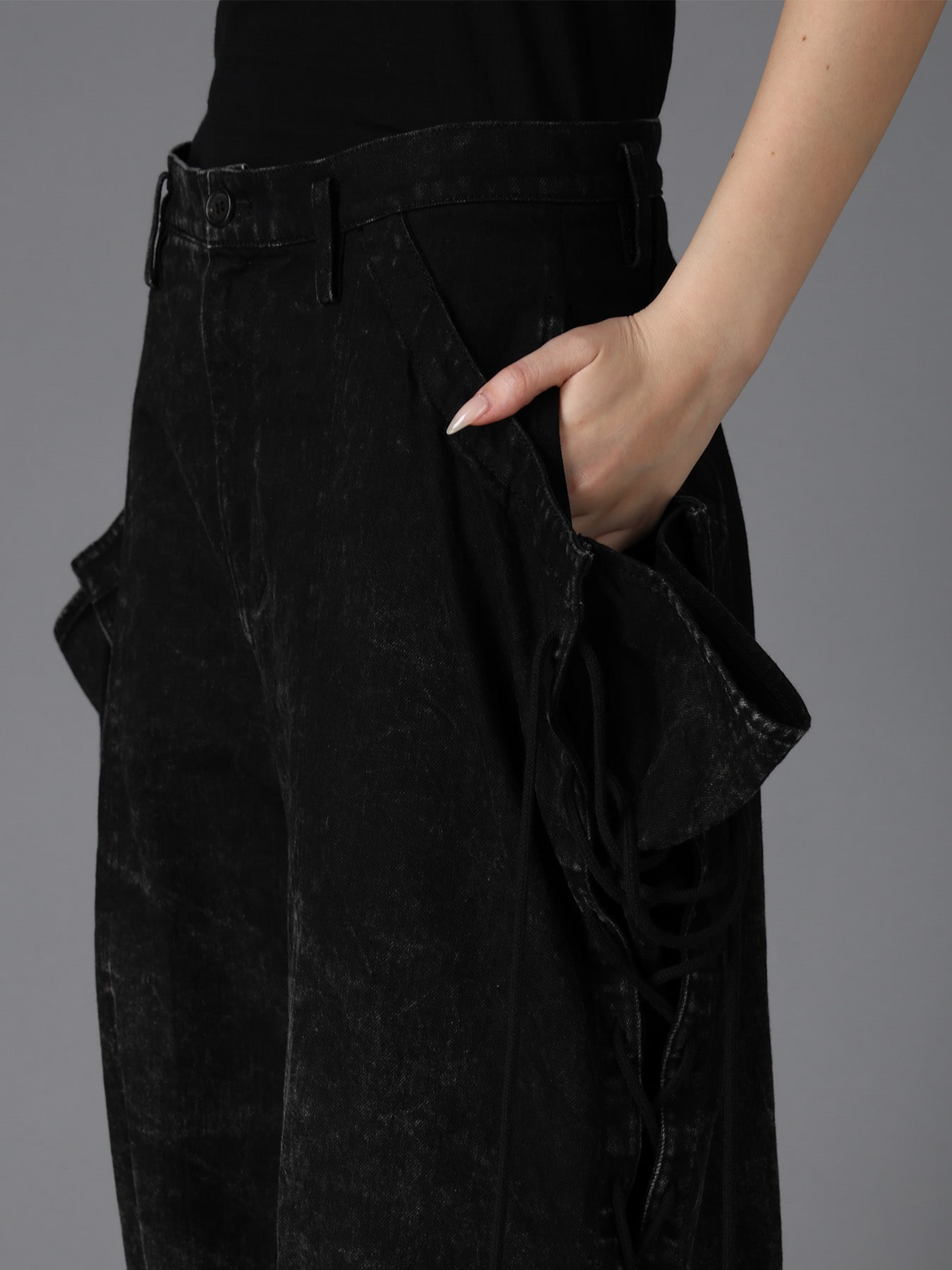 CHEMICAL BLEACHED DENIM LACE UP PANTS