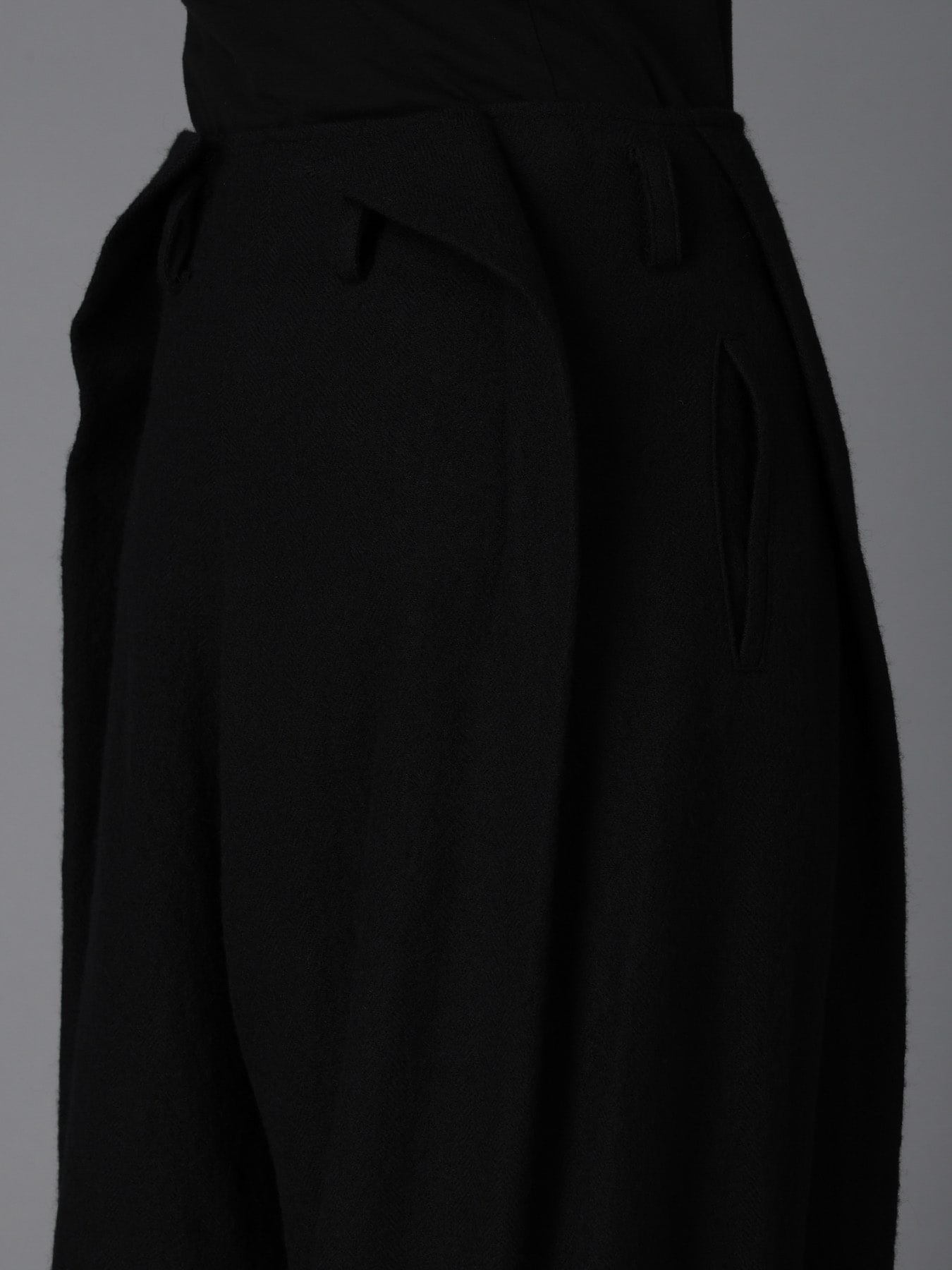 HERRINGBONE BIG TUCK PANTS