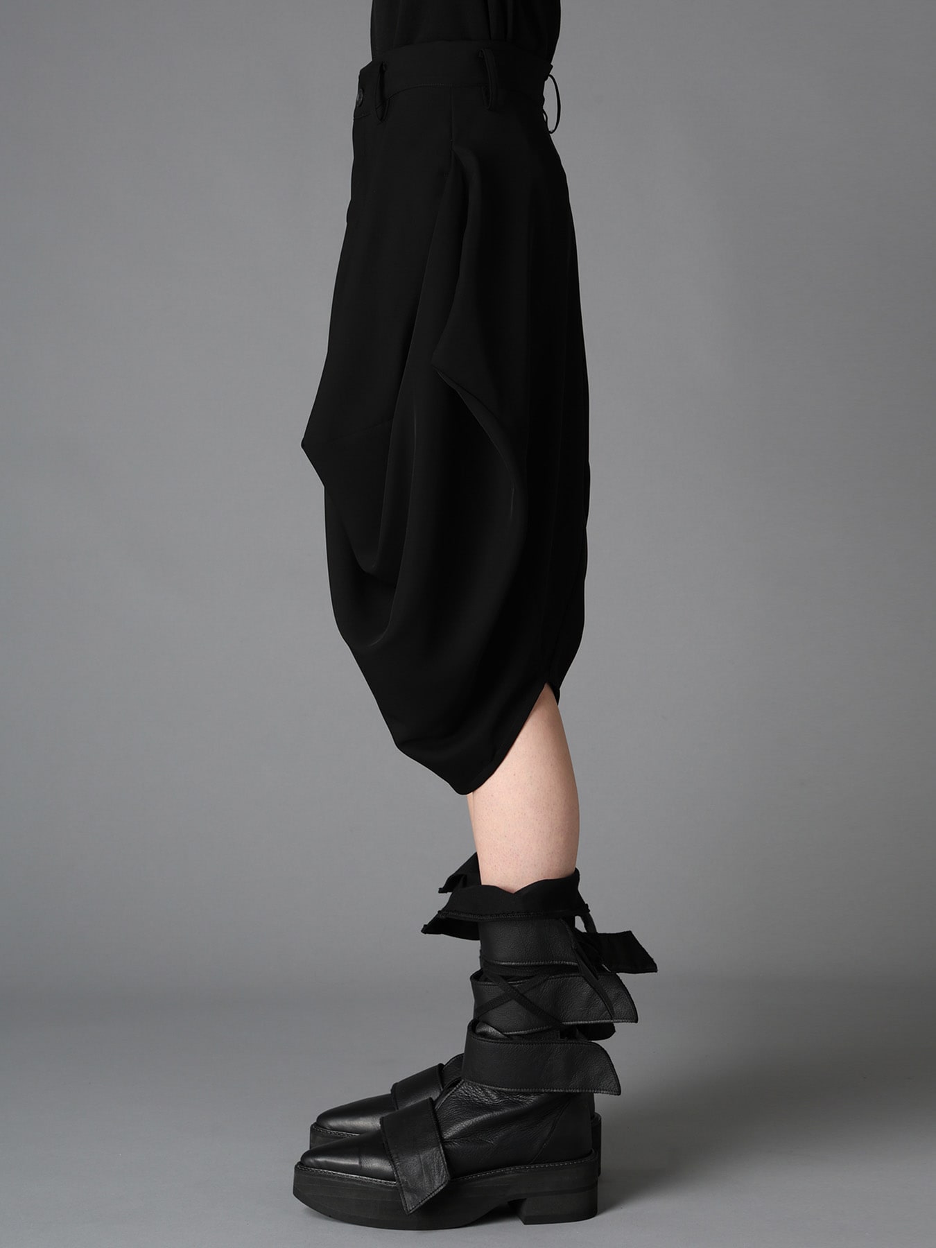 DOUBLE SATIN SQUARE PANTS