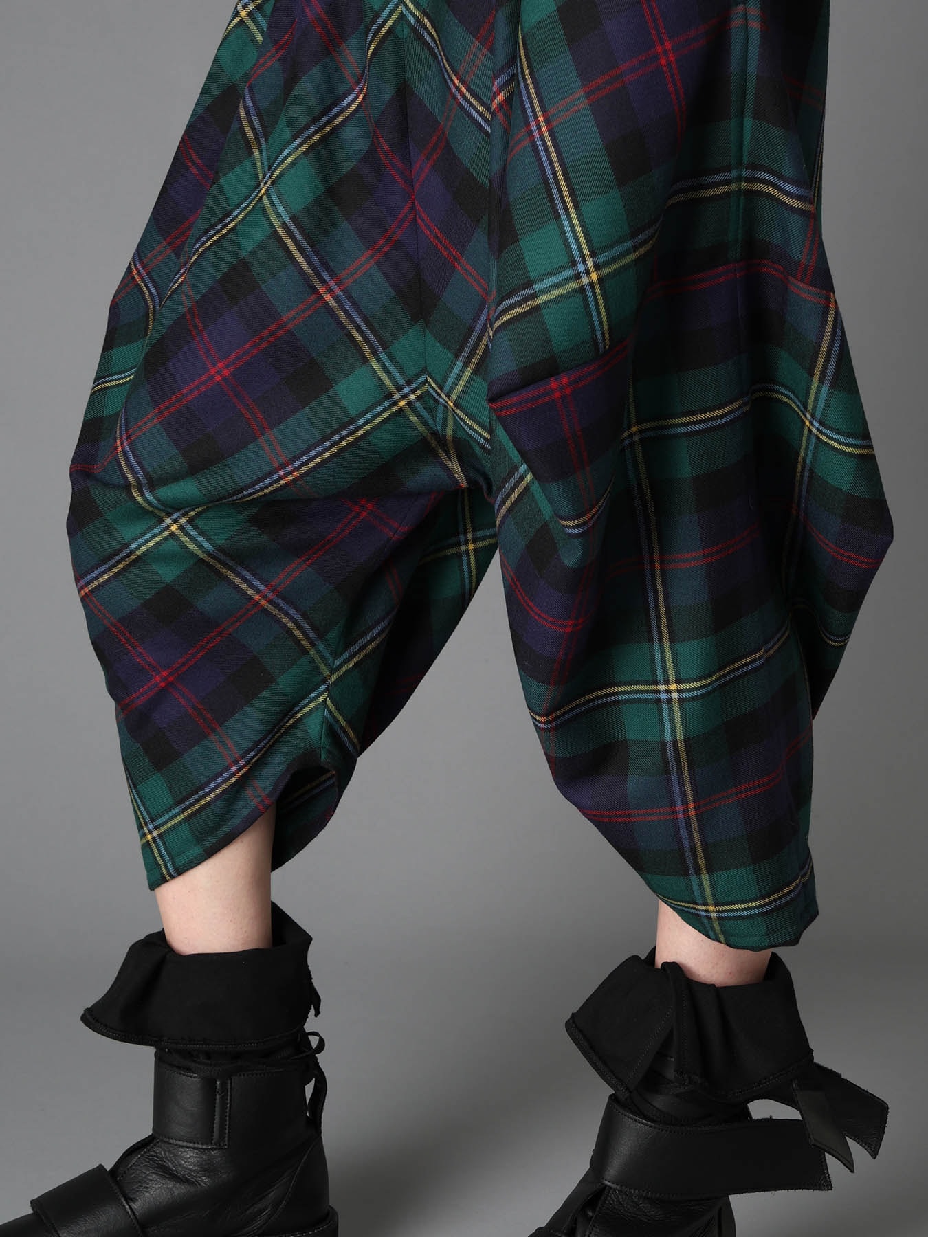 GREEN TARTAN WIDE TUCK PANTS