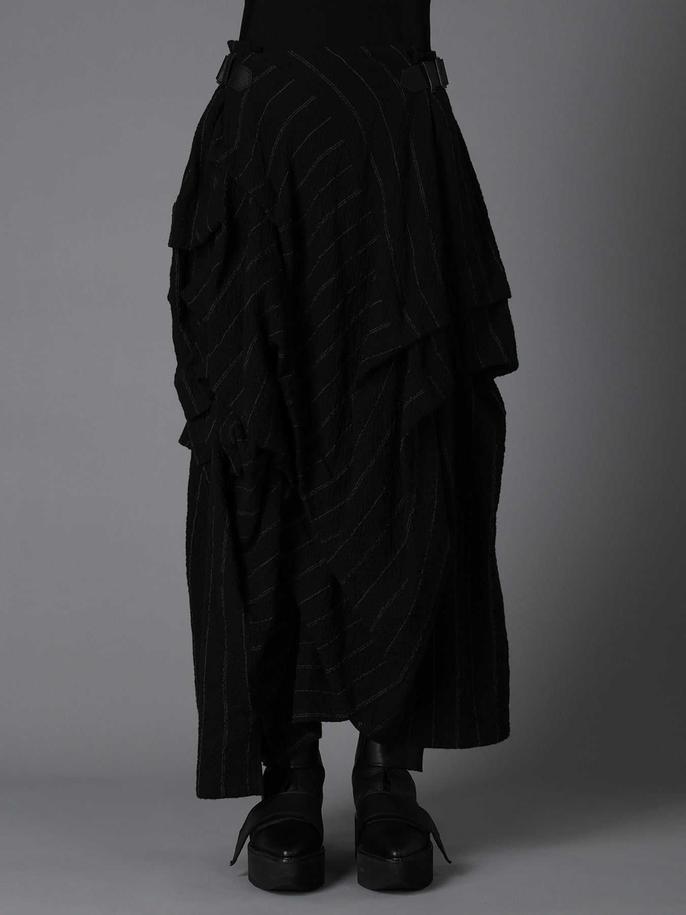 C/W STRIPE  TUCK SKIRT