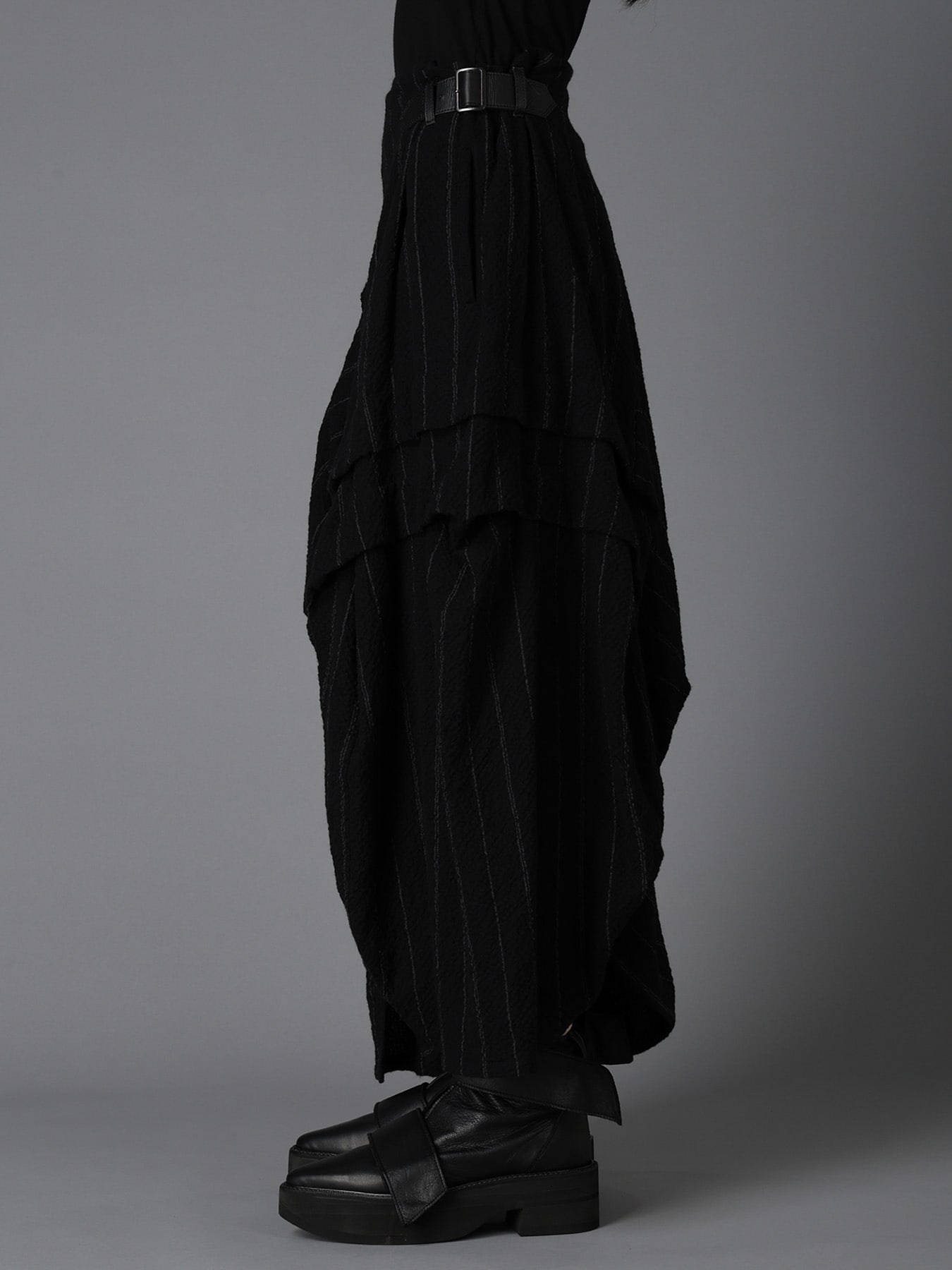 C/W STRIPE  TUCK SKIRT