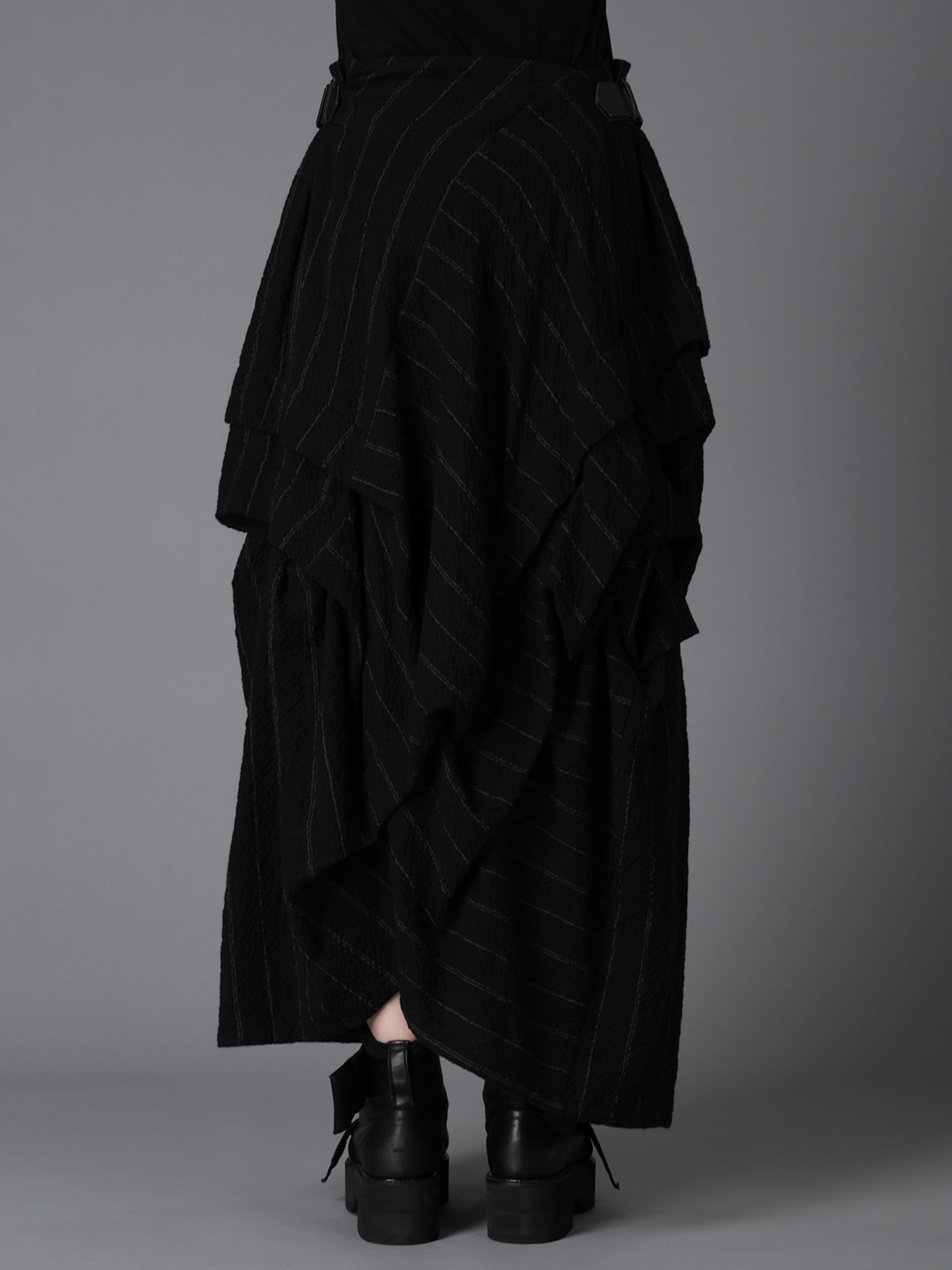 C/W STRIPE  TUCK SKIRT