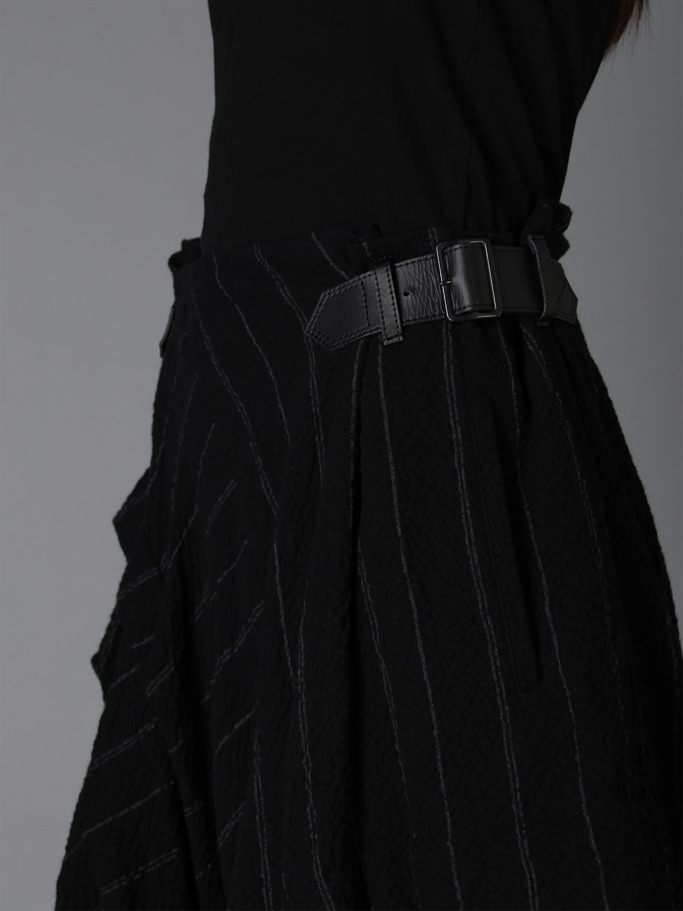 C/W STRIPE  TUCK SKIRT