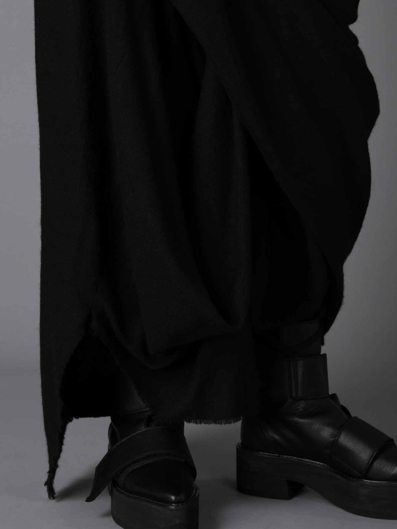 HERRINGBONE DRAPED SKIRT