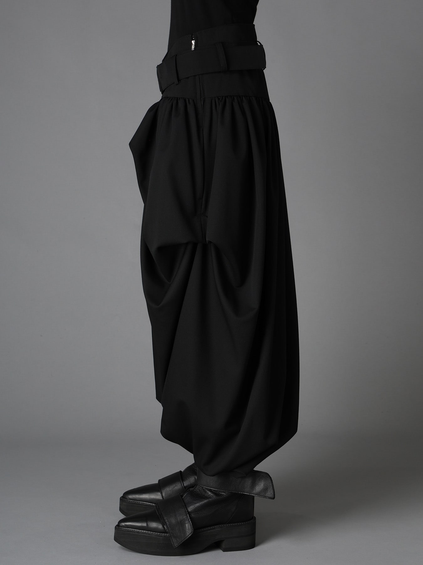 WOOL GABARDINE  BELTED BALLOON SKIRT