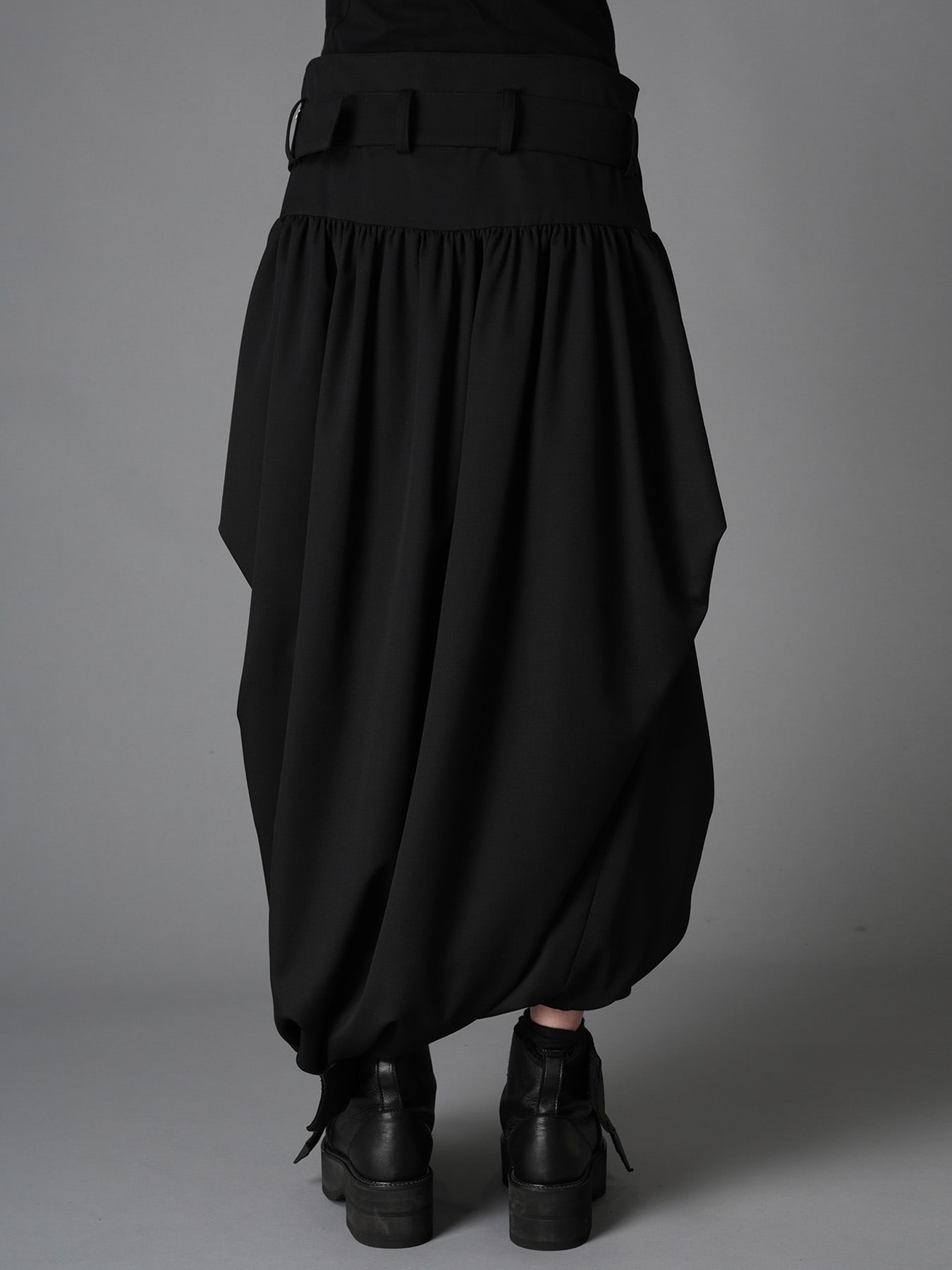 WOOL GABARDINE  BELTED BALLOON SKIRT