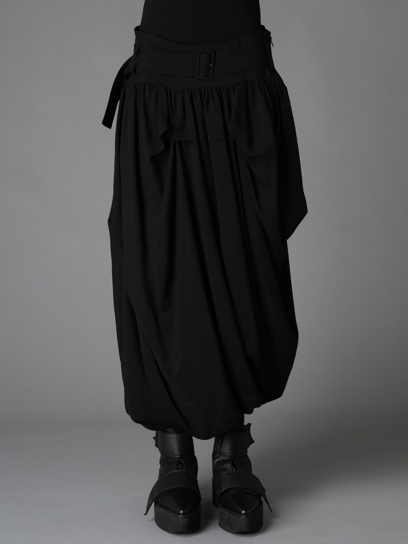 HIGH TWIST GABARDINE BELTED BALLOON SKIRT