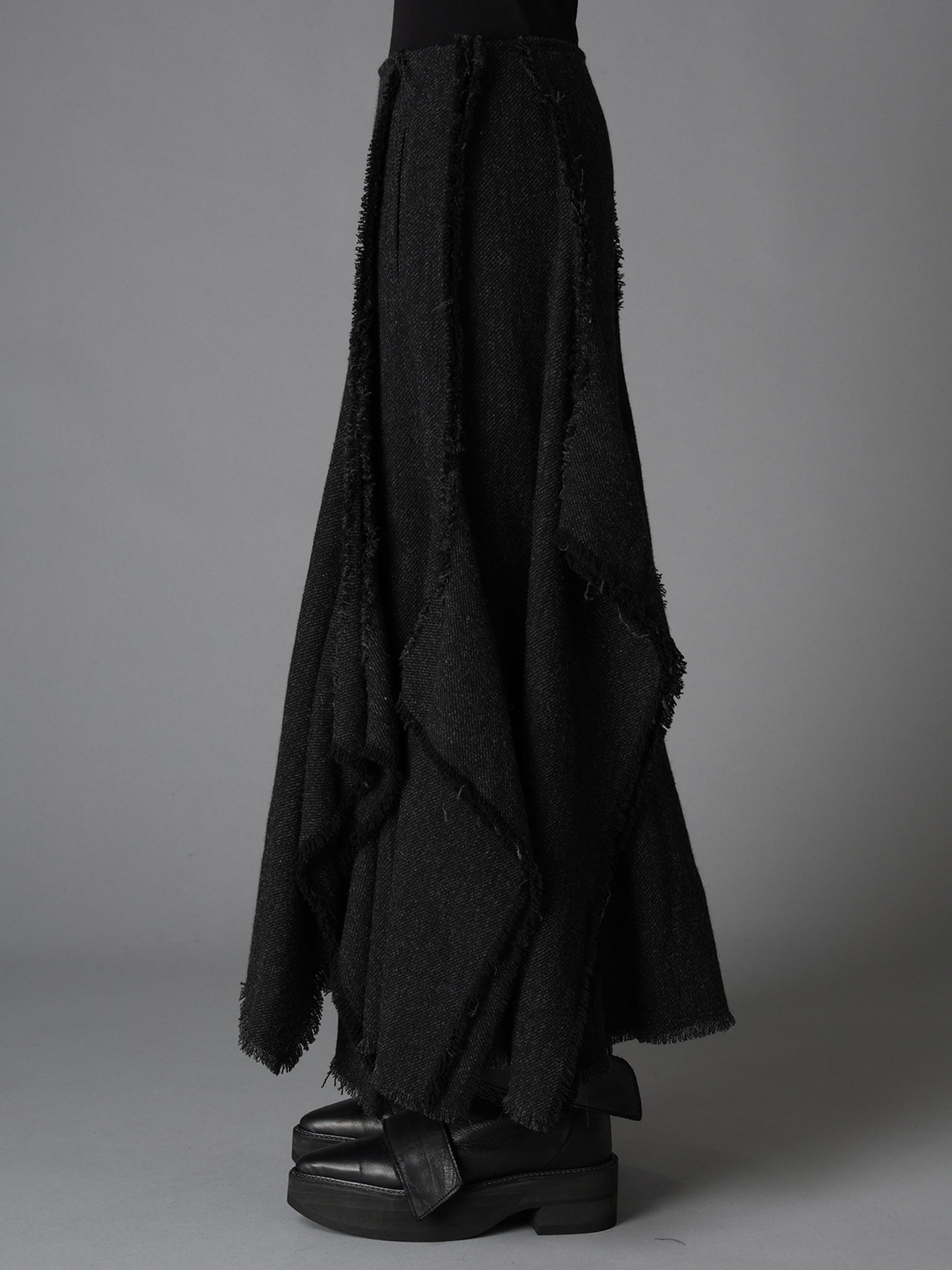 TOP DYED TWEED FLARED PANEL SKIRT B(S Black): LIMI feu｜THE SHOP