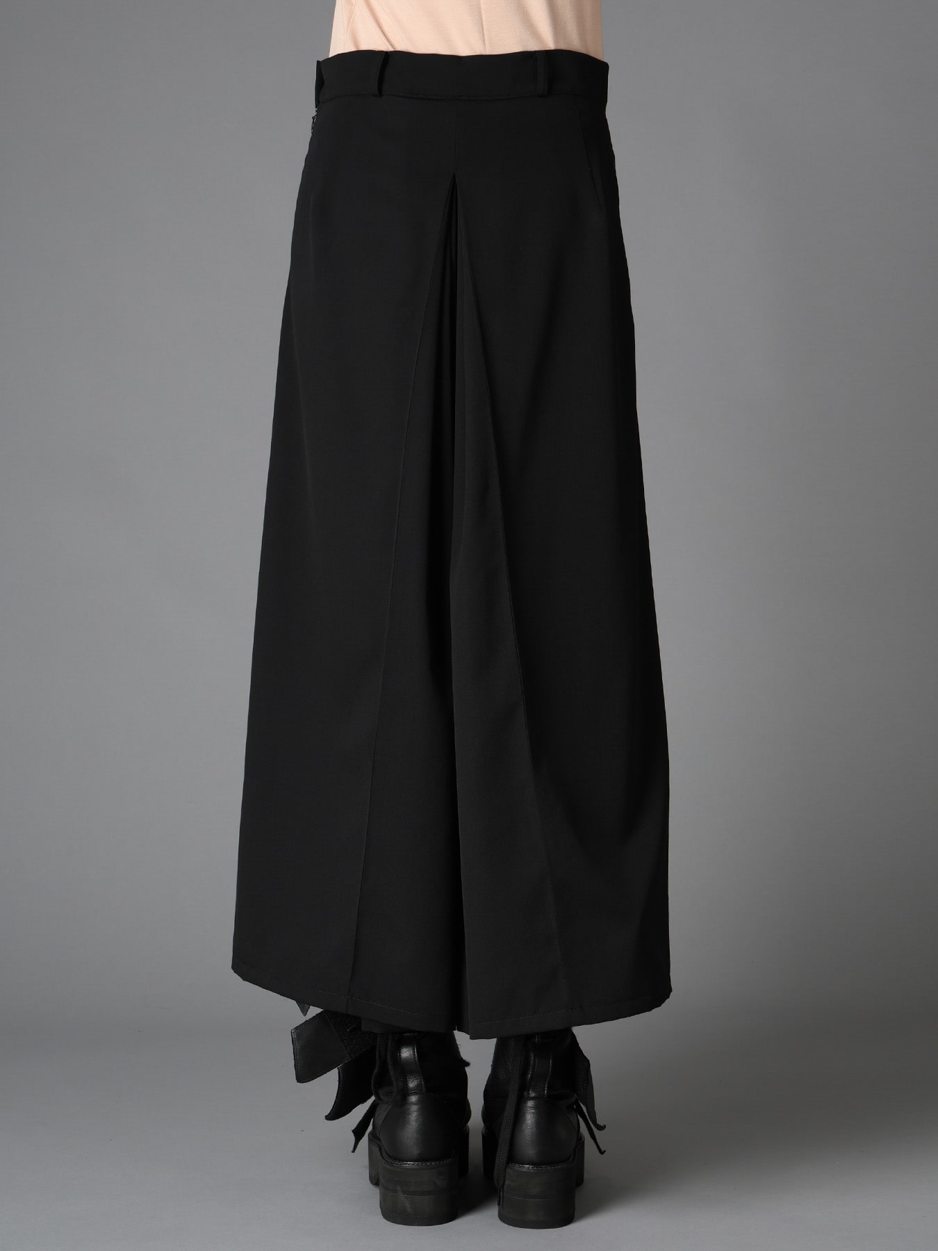 WOOL GABARDINE  BACK SLIT SKIRT