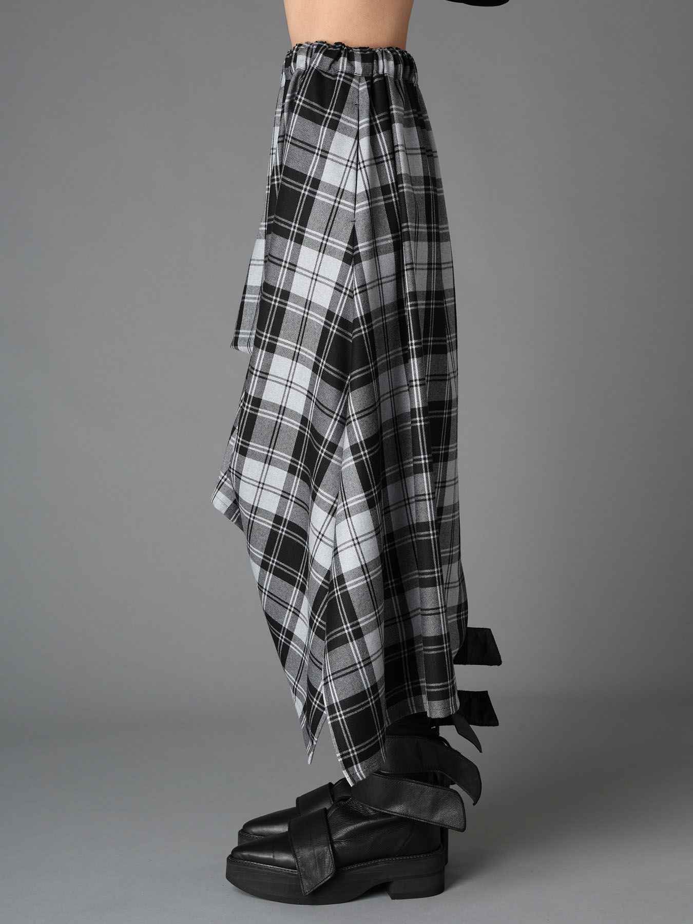 GREY TARTAN IRREGULAR HEM LINE SKIRT