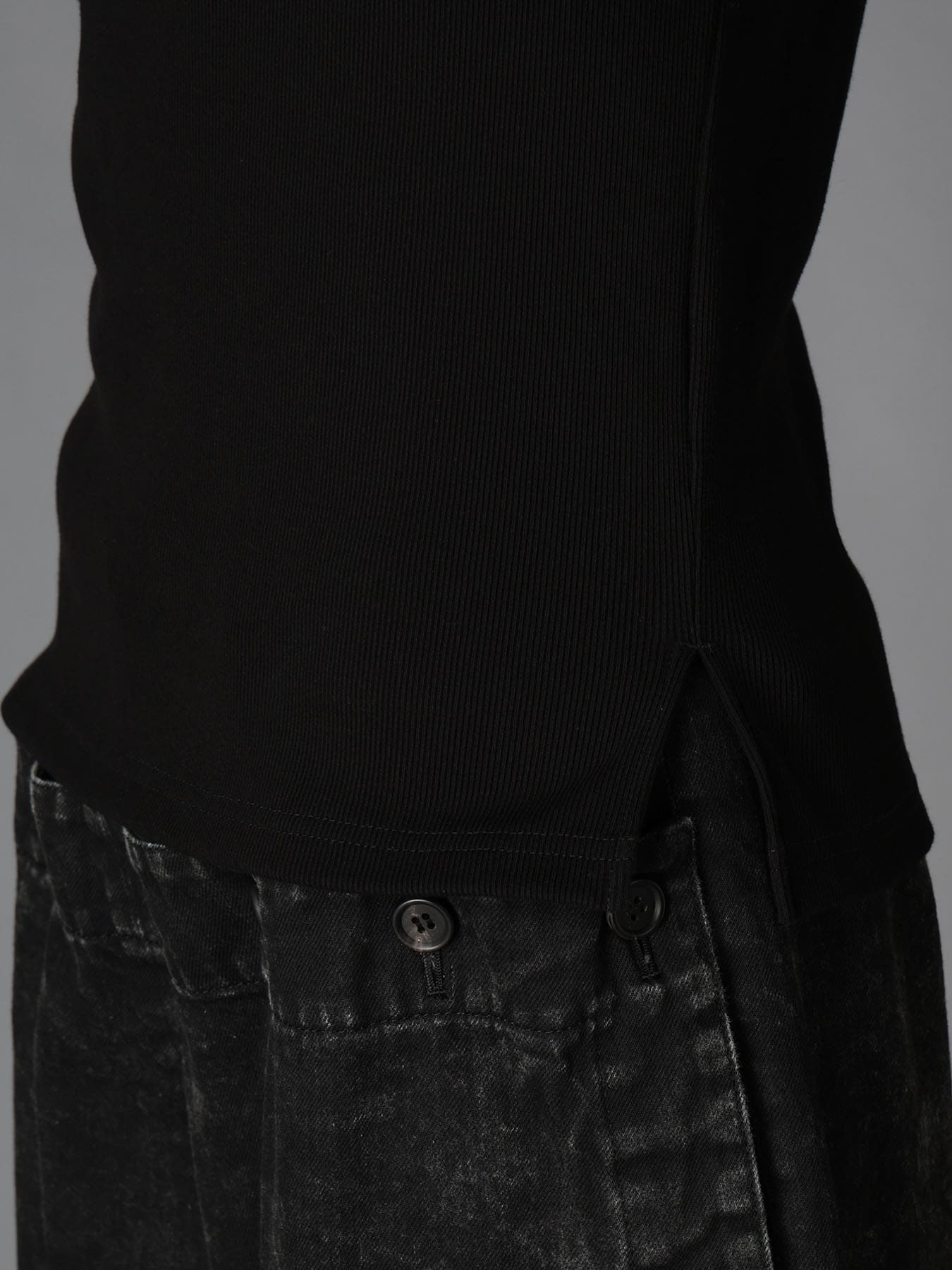 C/ RIB SLIT CHEST LONG SLEEVE T