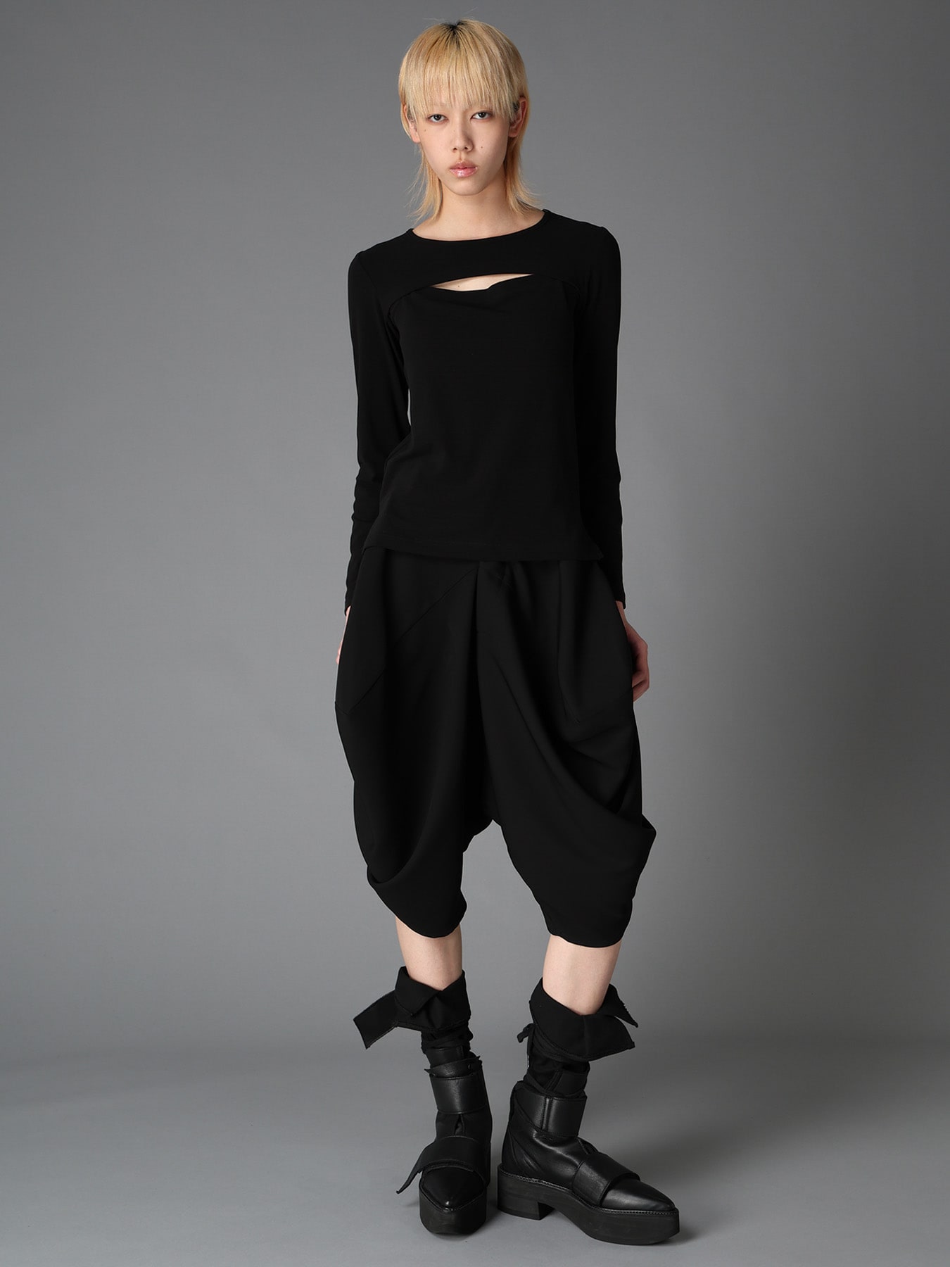 BRUSHED STRETCH JERSEY SLIT CHEST LONG SLEEVE T