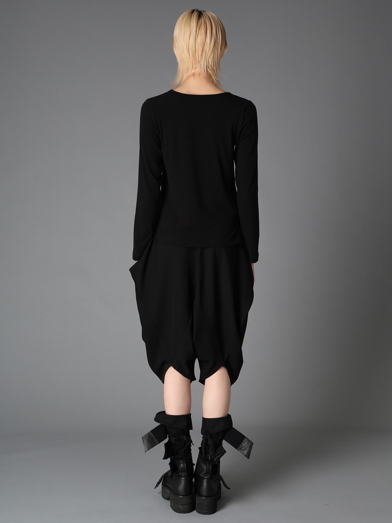 BRUSHED STRETCH JERSEY SLIT CHEST LONG SLEEVE T