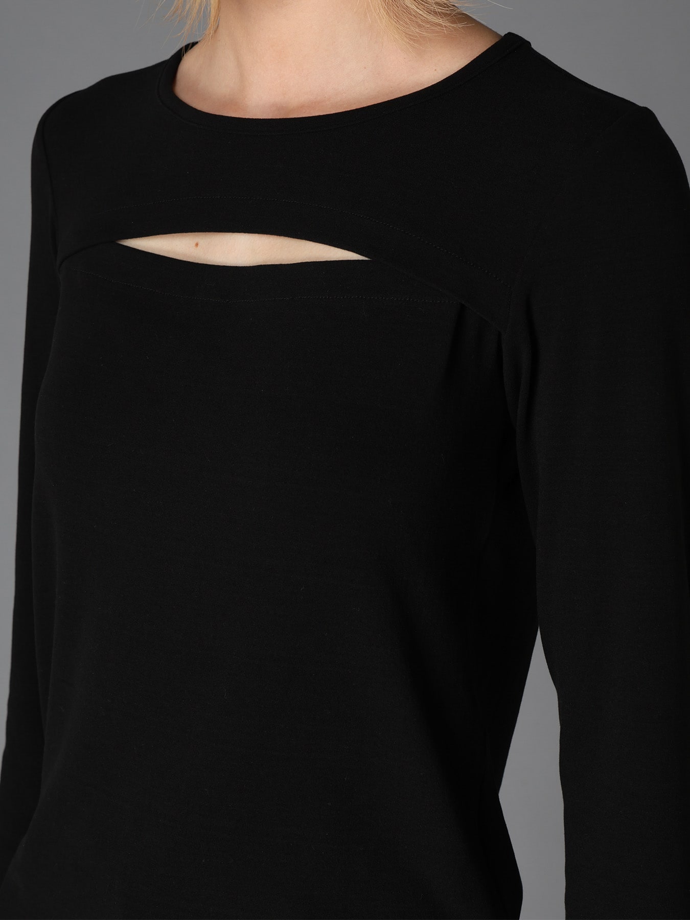 BRUSHED STRETCH JERSEY SLIT CHEST LONG SLEEVE T