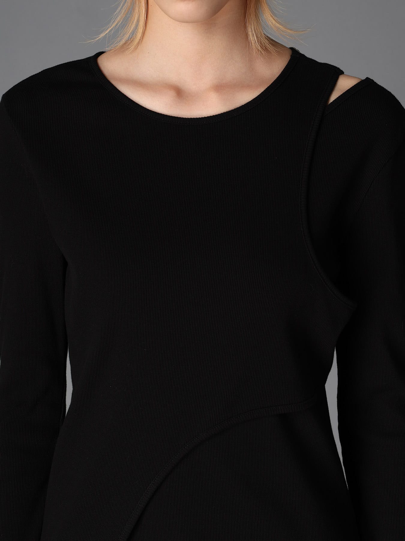 C/ RIB LAYERED DETAIL T SHIRT