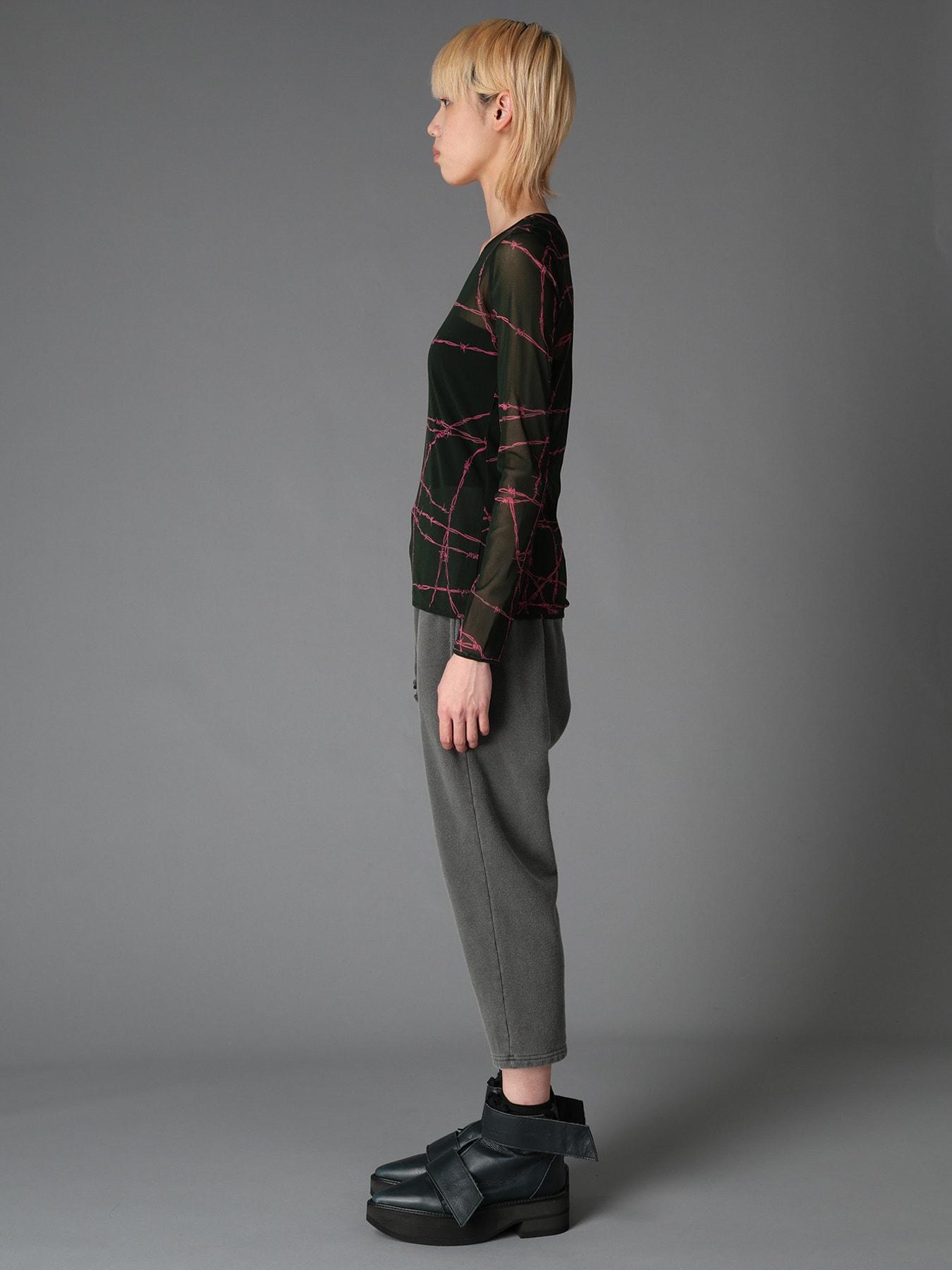 BARBED WIRE PRINT TIGHT LONG SLEEVE T