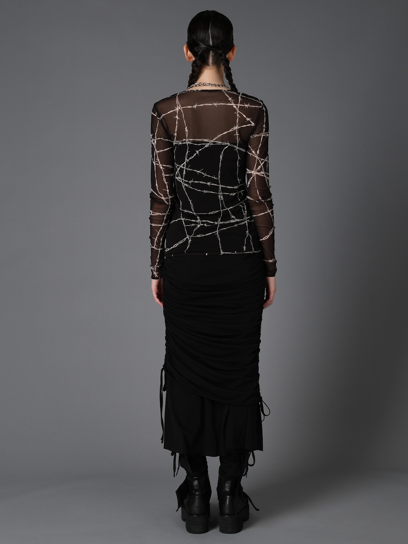 BARBED WIRE PRINT TIGHT LONG SLEEVE T
