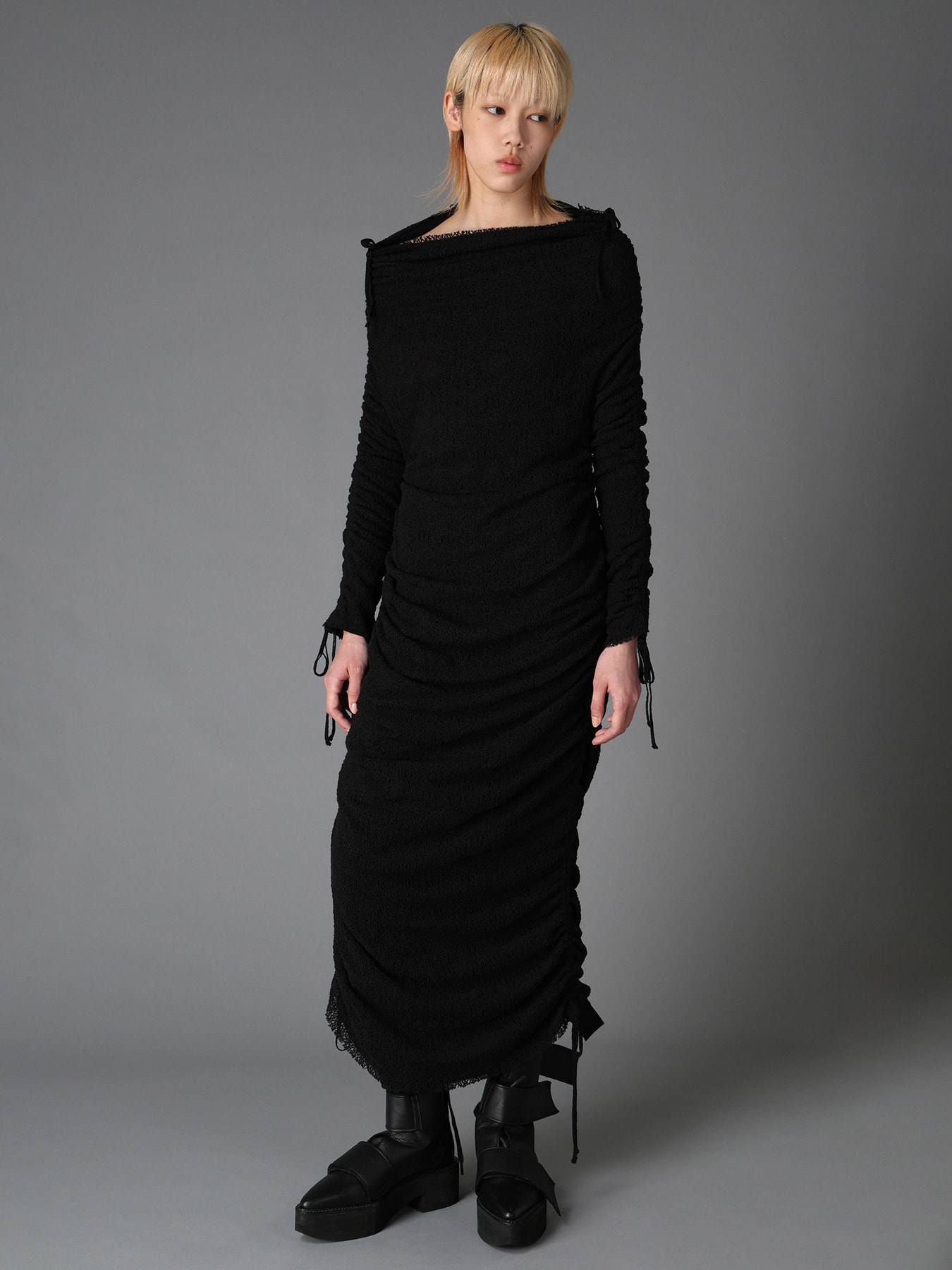LACE+RIB KNIT GATHERED SLIM FIT DRESS(S Black): LIMI feu｜THE SHOP