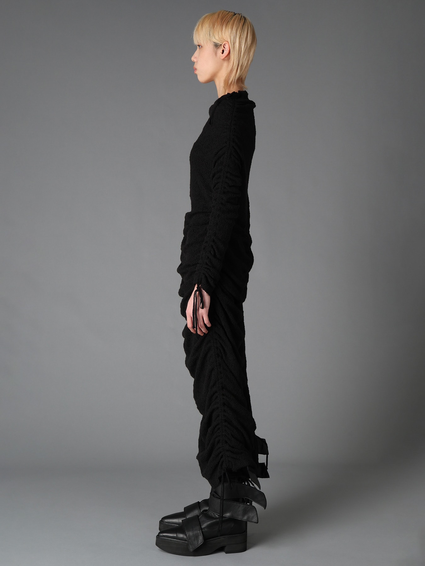 LACE+RIB KNIT GATHERED SLIM FIT DRESS(S Black): LIMI feu｜THE SHOP
