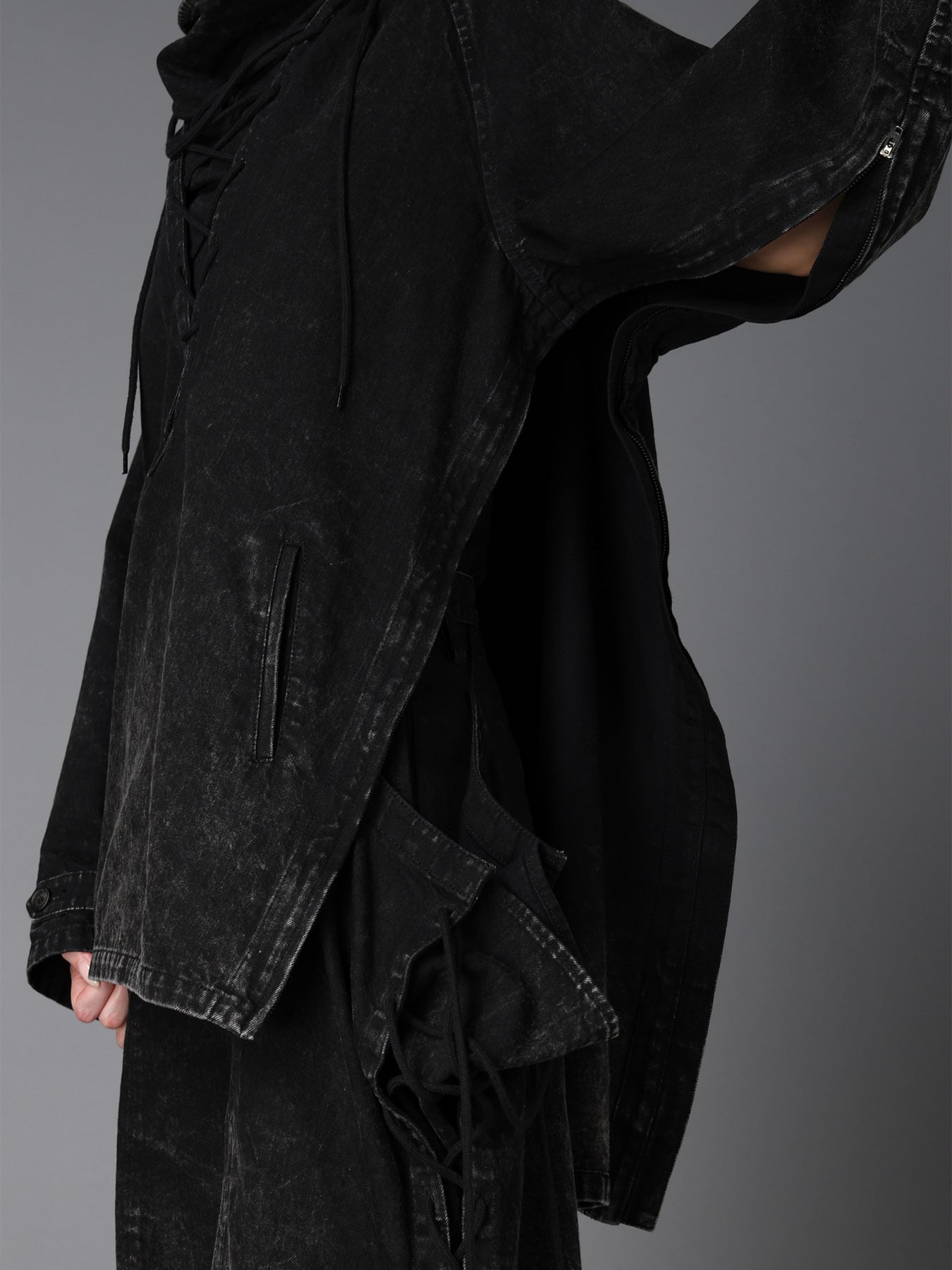CHEMICAL BLEACHED DENIM LACE UP BLOUSON(S Black): LIMI feu｜THE
