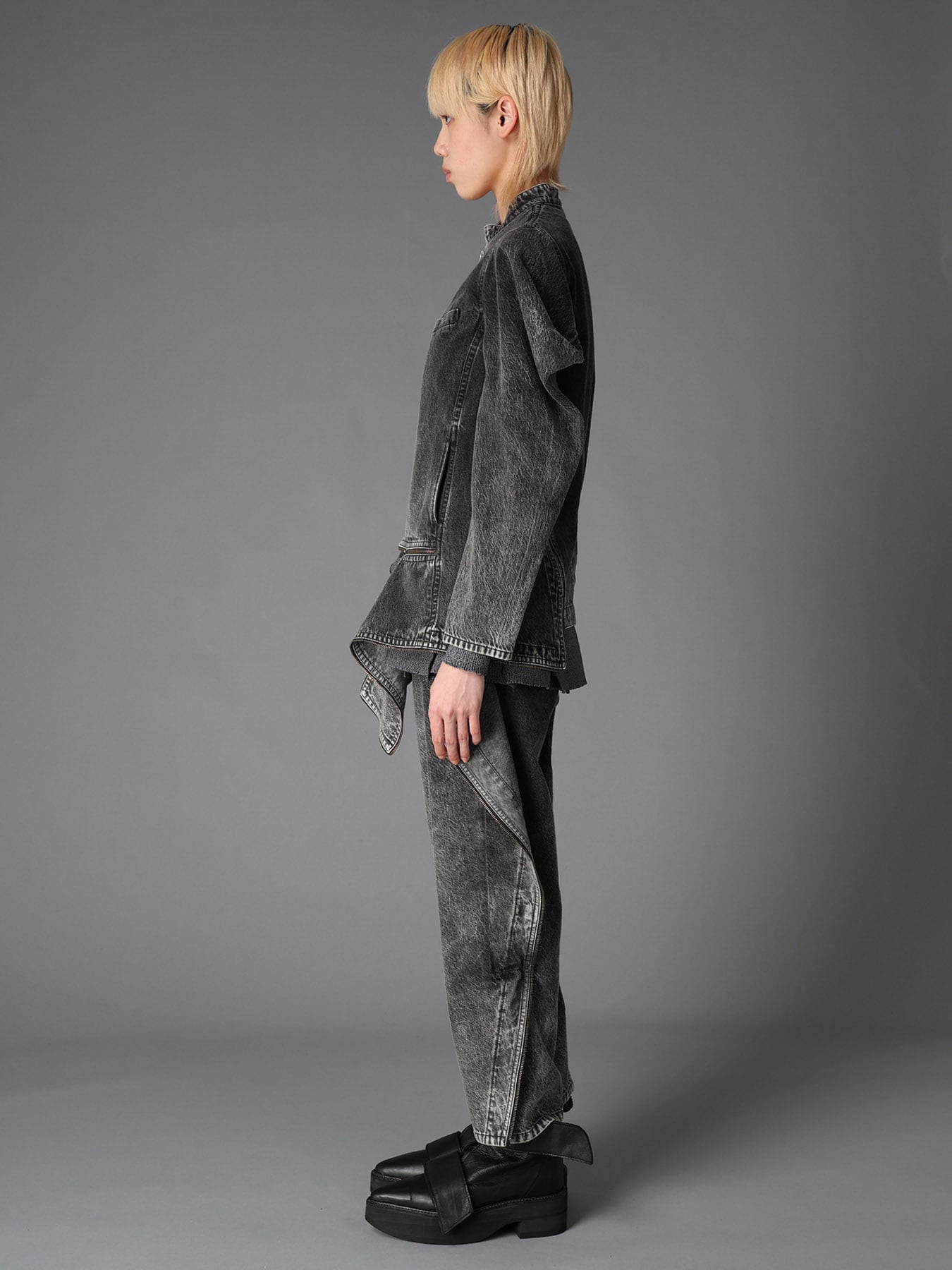 MIST BLEACHED DENIM STAND COLLAR BLOUSON