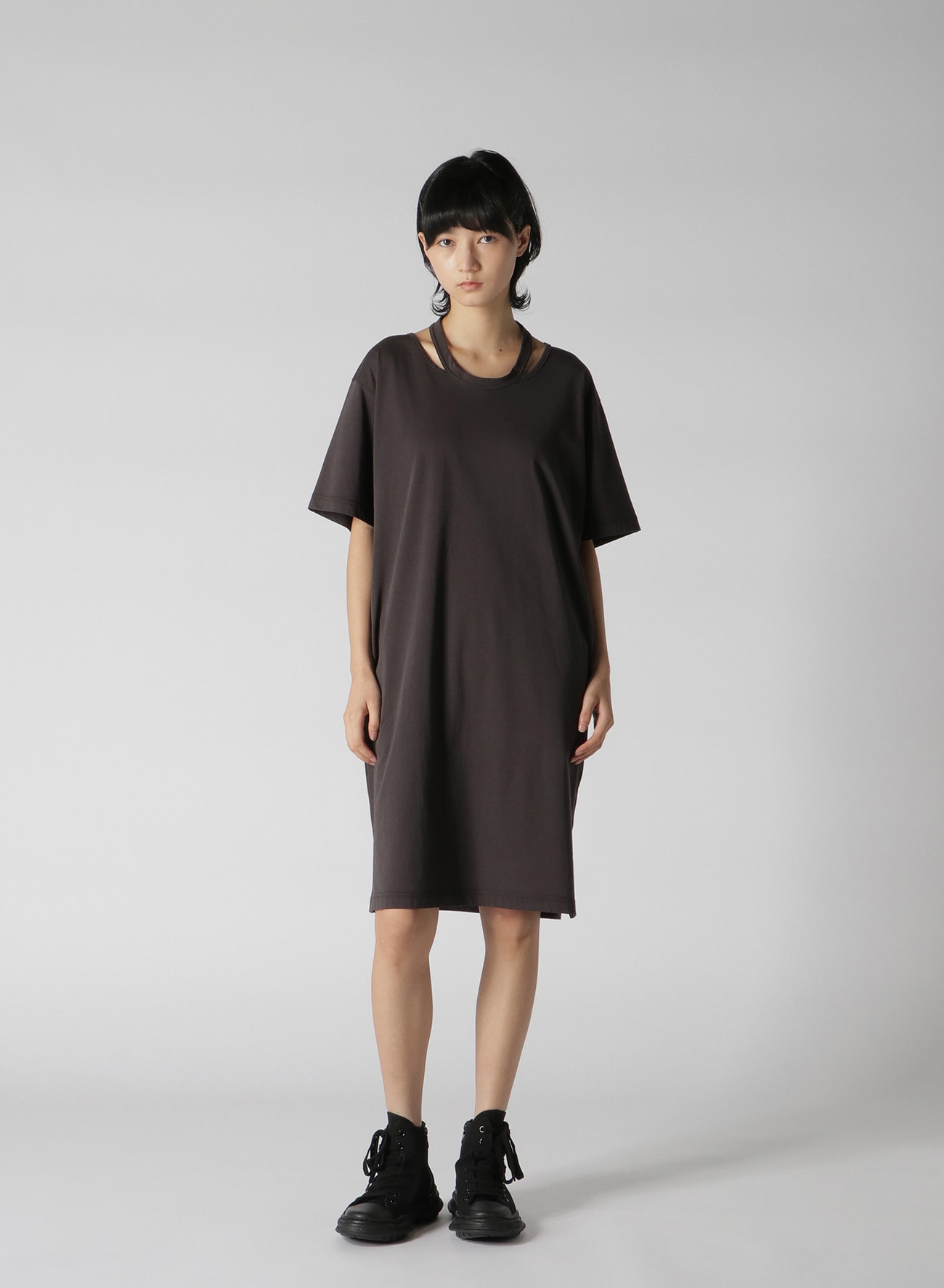 72/2 C SINGLE JERSEY A DESIGN NECK OP