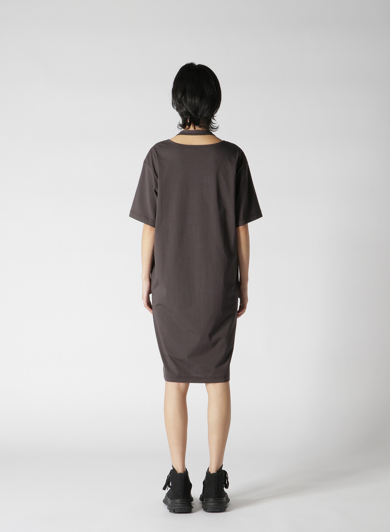 72/2 C SINGLE JERSEY A DESIGN NECK OP