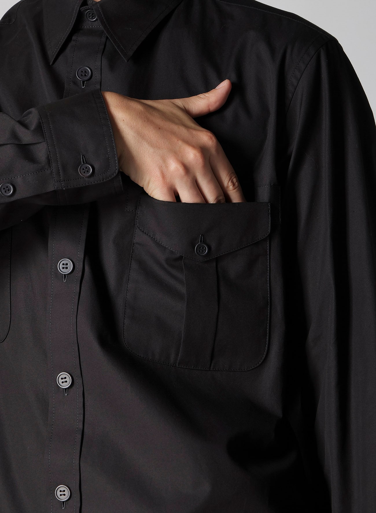 100/2 BROAD SHIRT WITH DOUBLE CHEST PATCH POCKETS