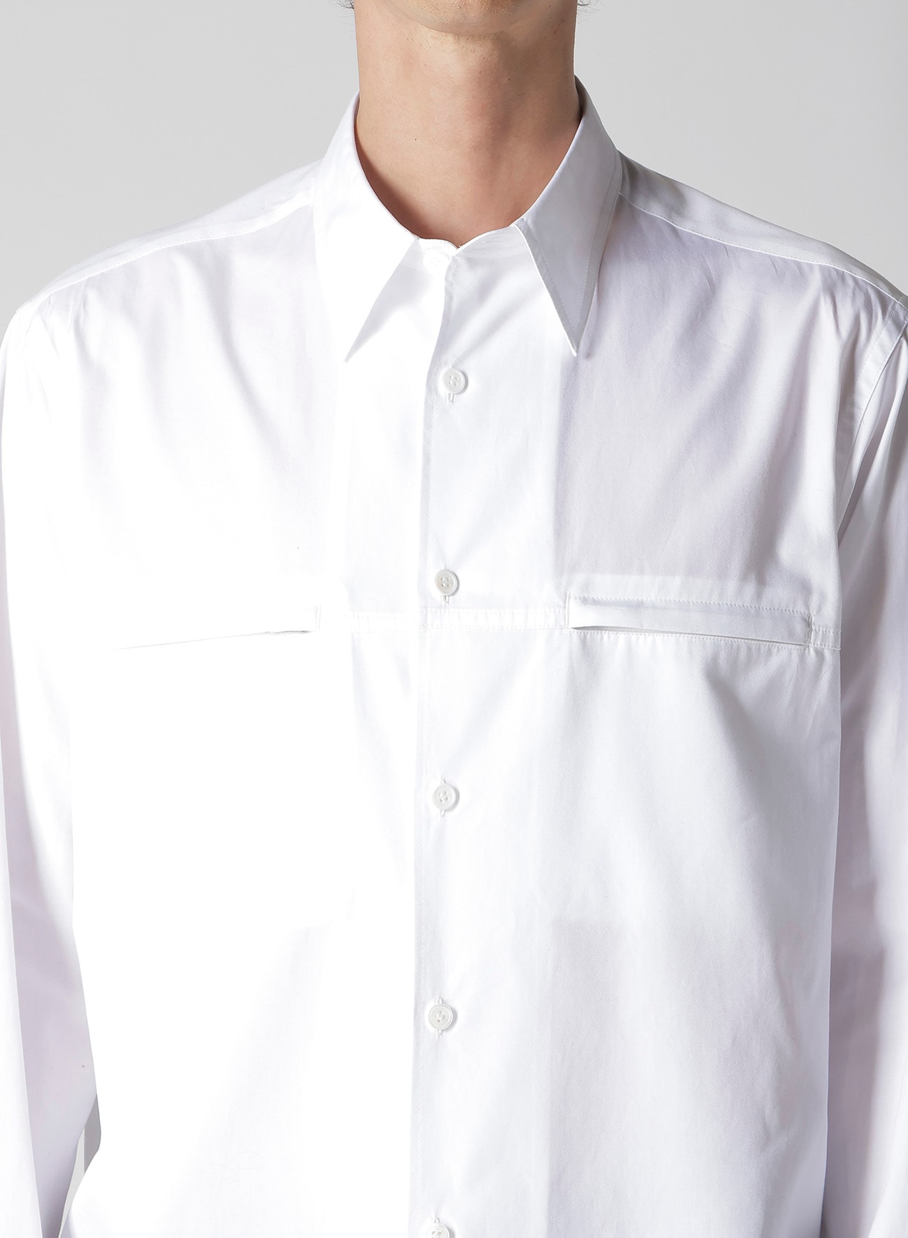 100/2 BROAD DOUBLE CHEST ZIP POCKET