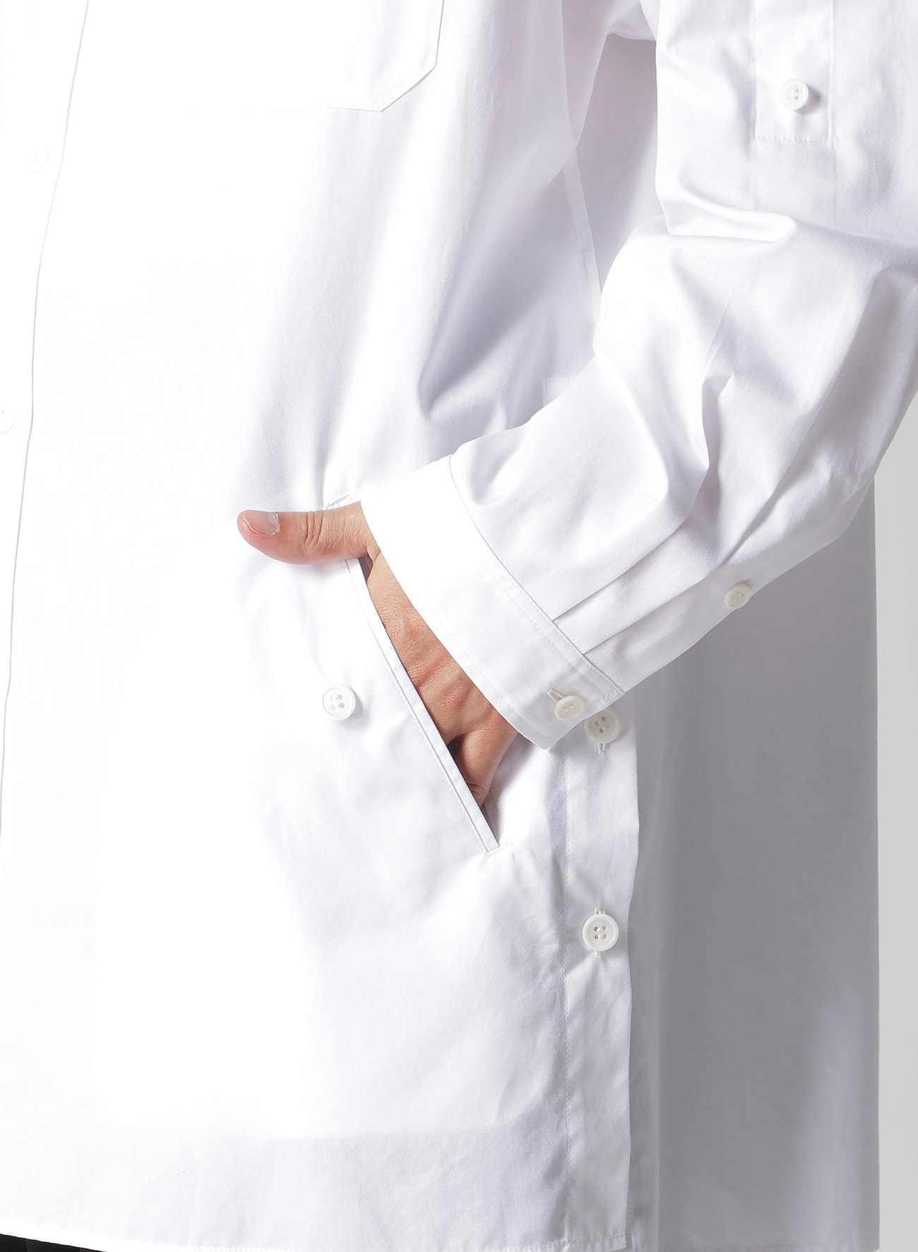 100/2 BROAD SHIRT WITH TAB DETAIL