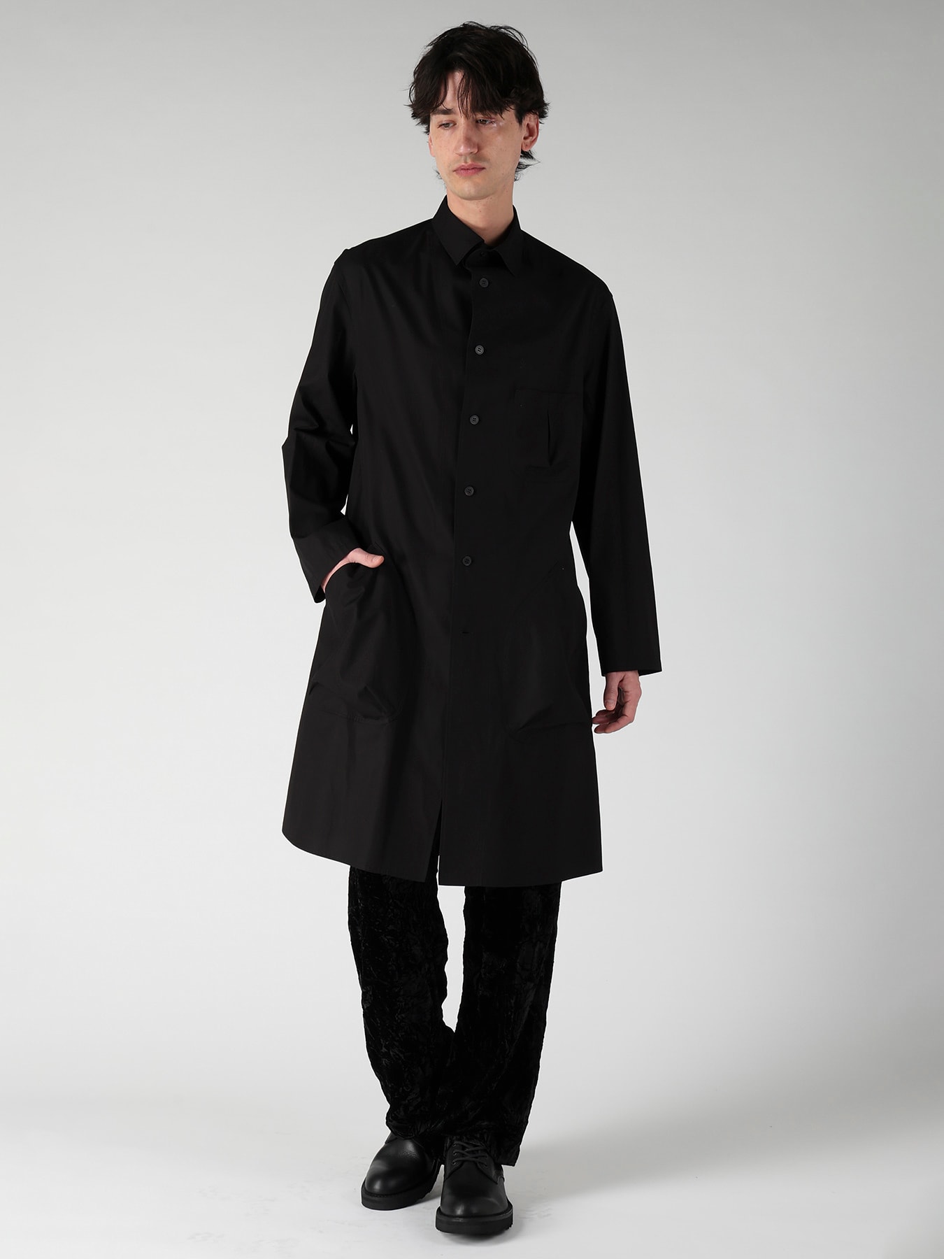 FRONT-POCKET LONG SHIRT