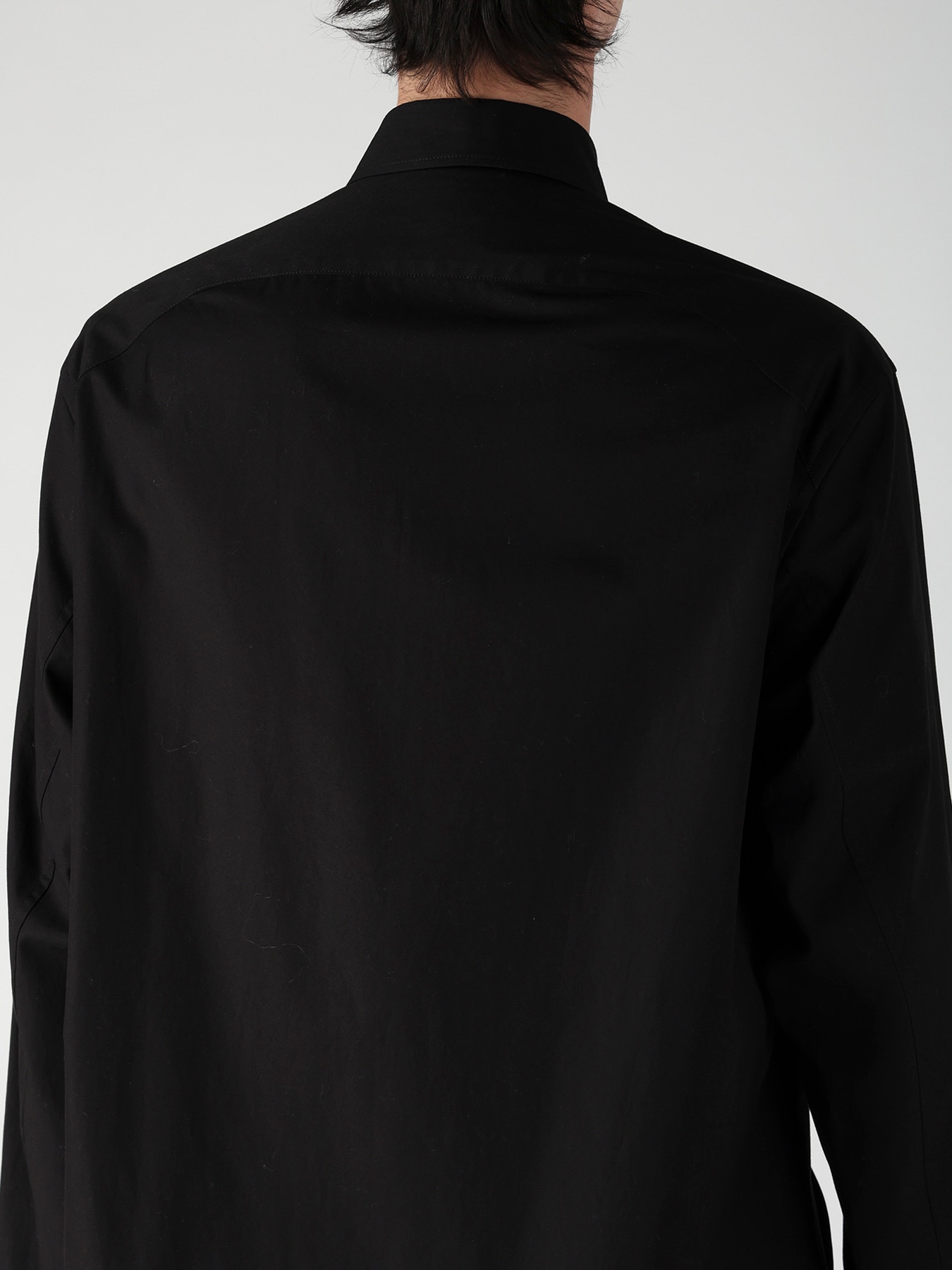 FRONT-POCKET LONG SHIRT