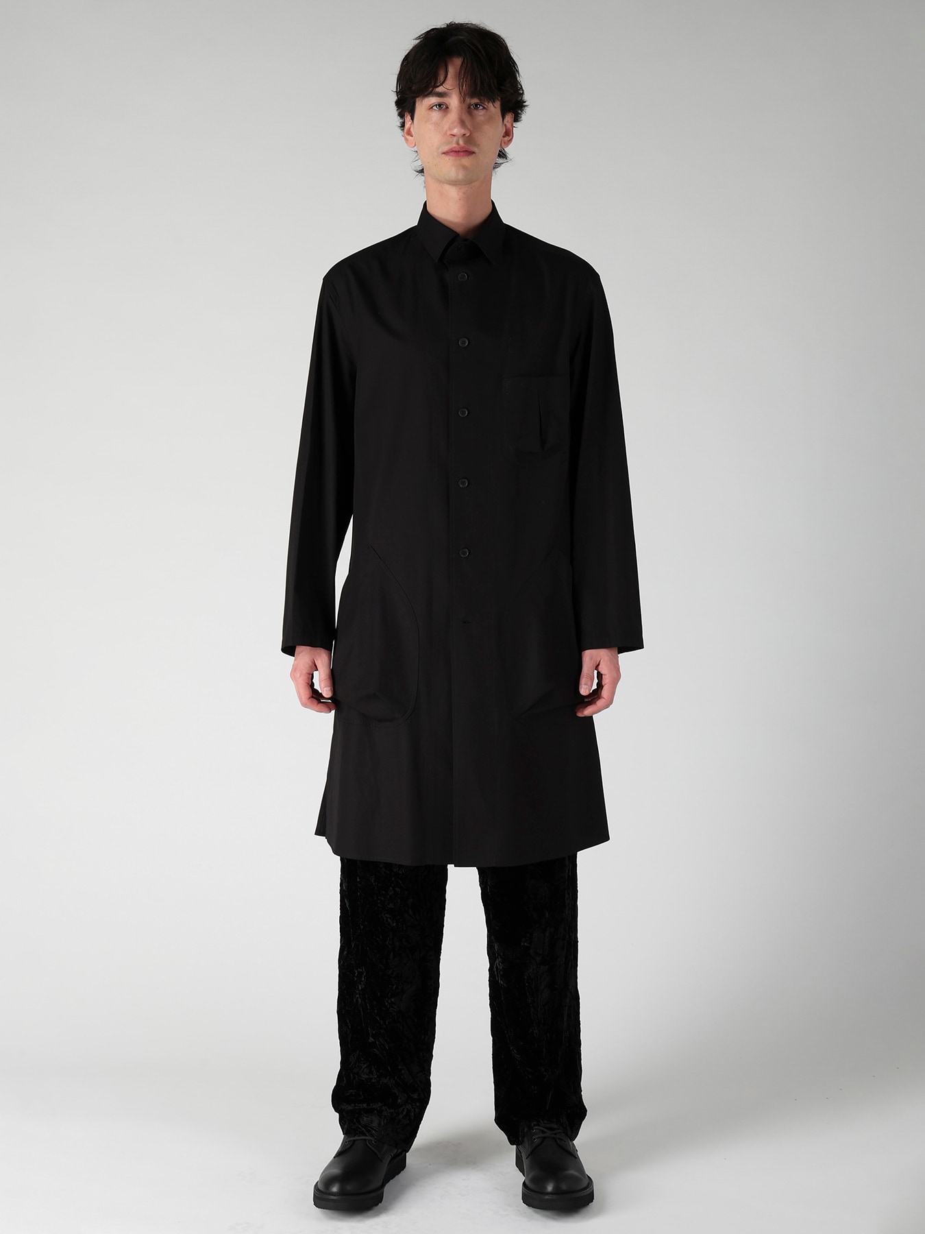 FRONT-POCKET LONG SHIRT