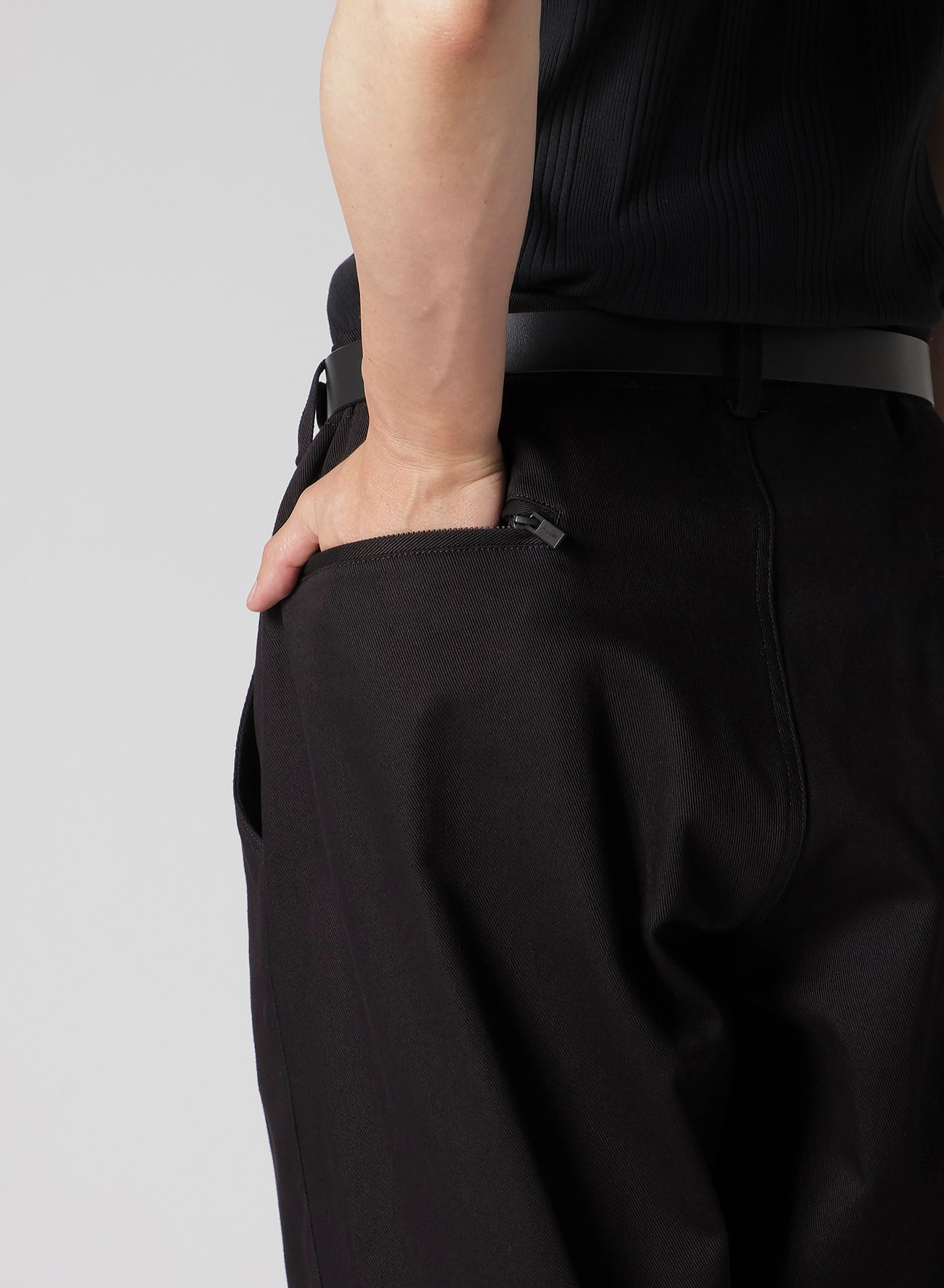 10S KATSURAGI SIDE ZIP PANTS