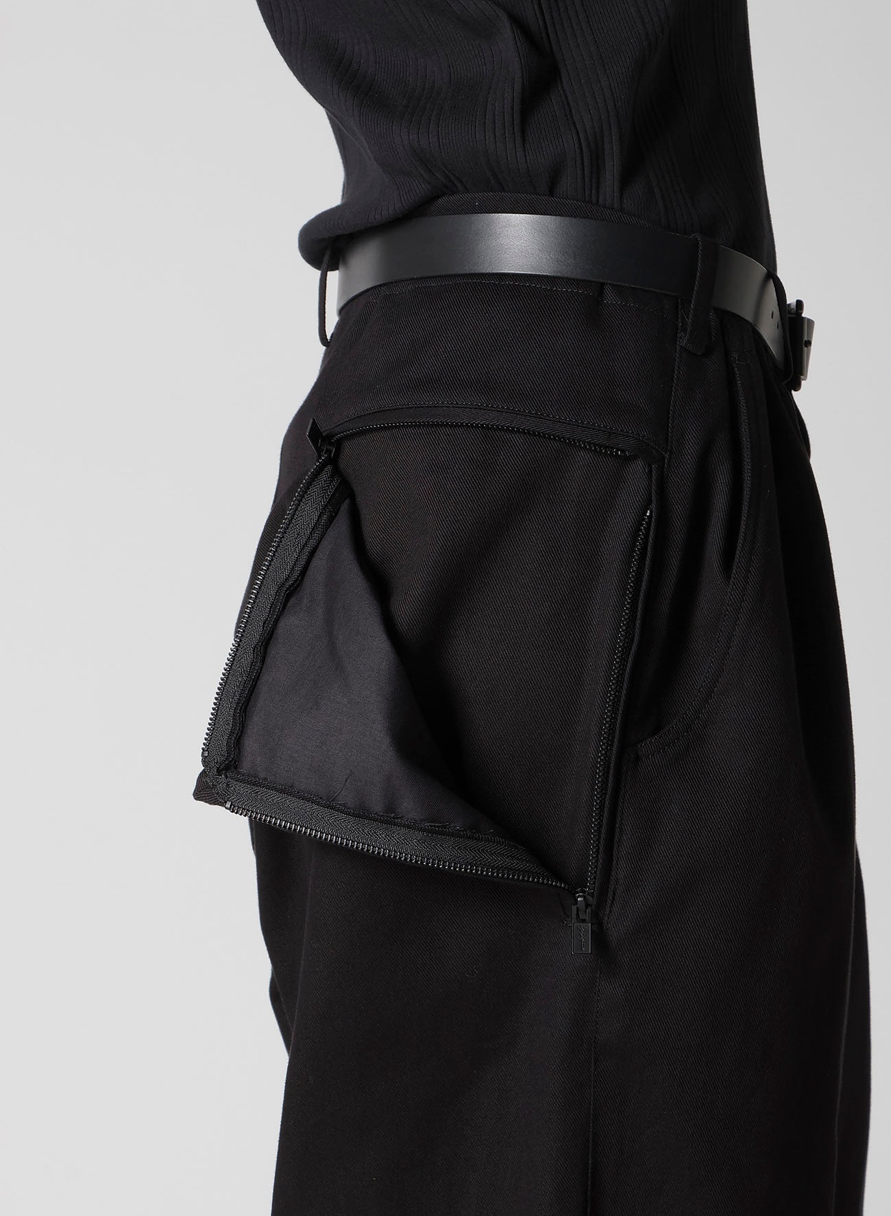 10S KATSURAGI SIDE ZIP PANTS