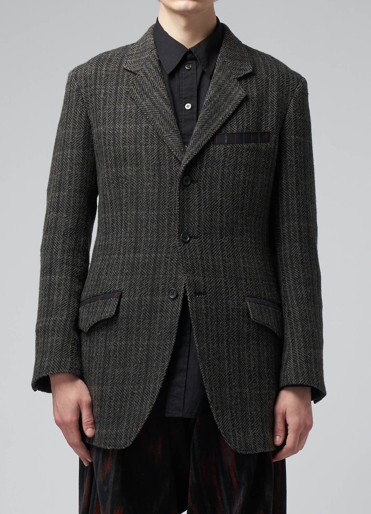 NEPPED HERRINGBONE JACKET WITH STRIPED POCKET DETAILS